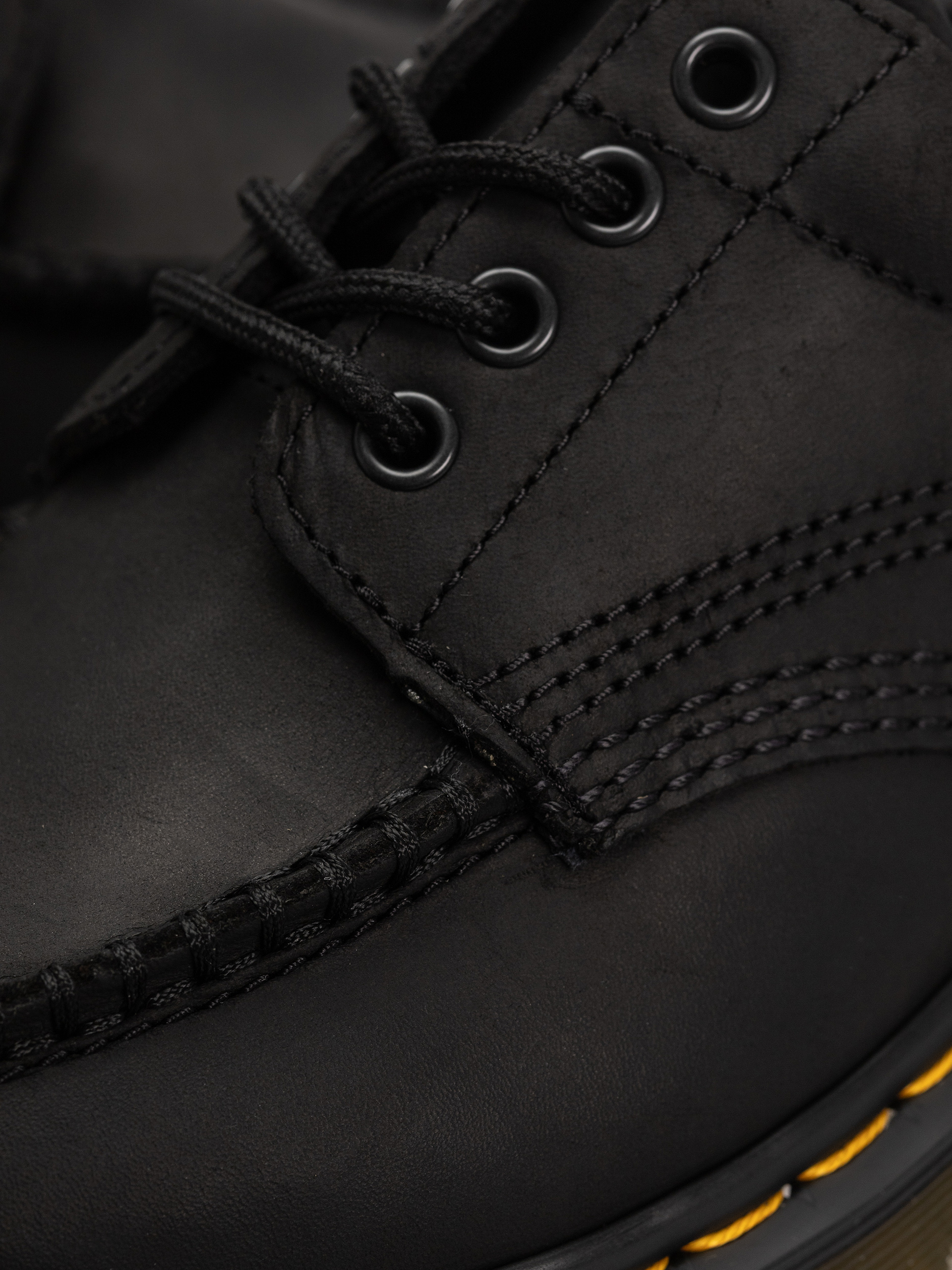 Обувки Dr. Martens Lowell (black)