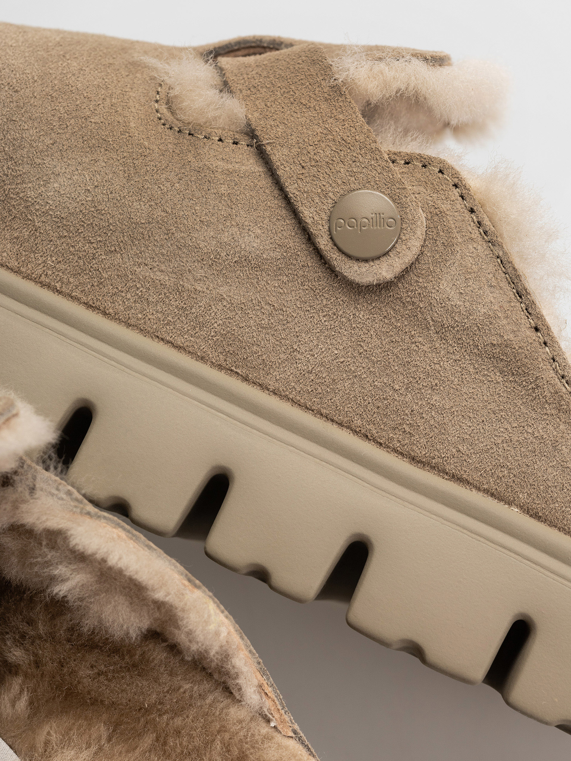 Чехли Birkenstock Boston Chunky Shearling Suede Leather Narrow Wmn (taupe)