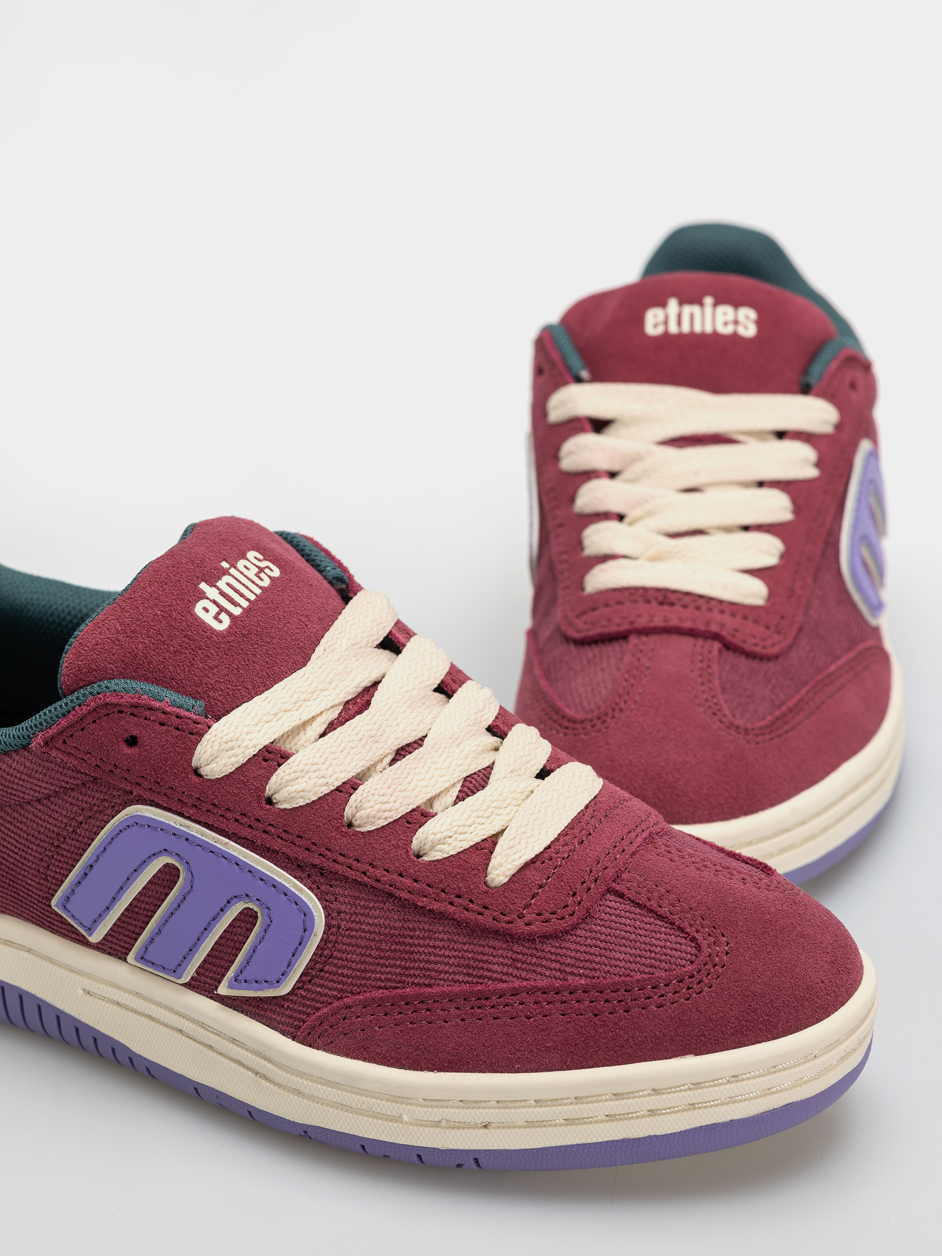 Обувки Etnies Locut (brick)