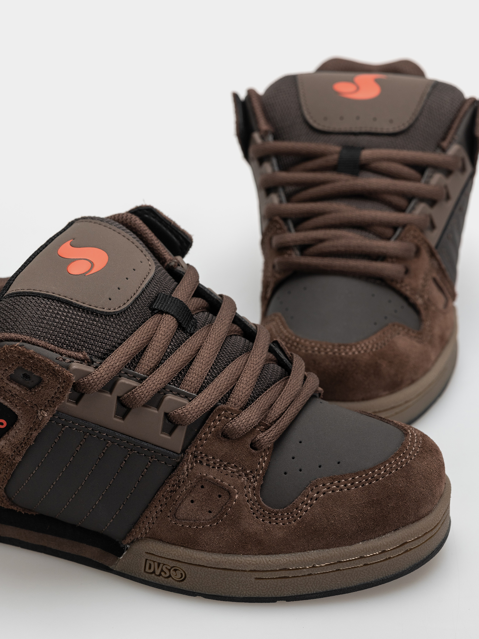 Обувки DVS Celsius (coffee/brown/rust)