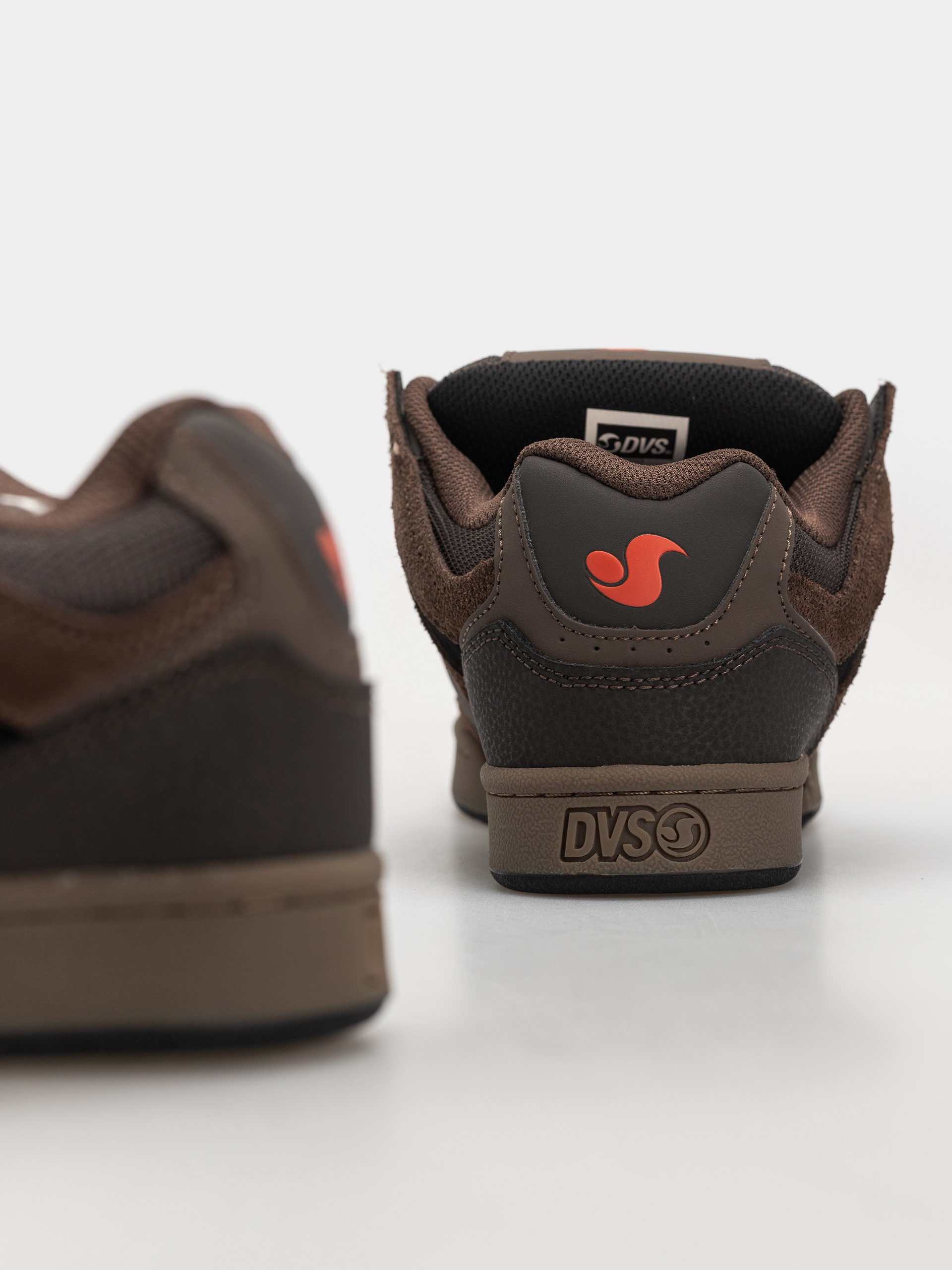 Обувки DVS Celsius (coffee/brown/rust)