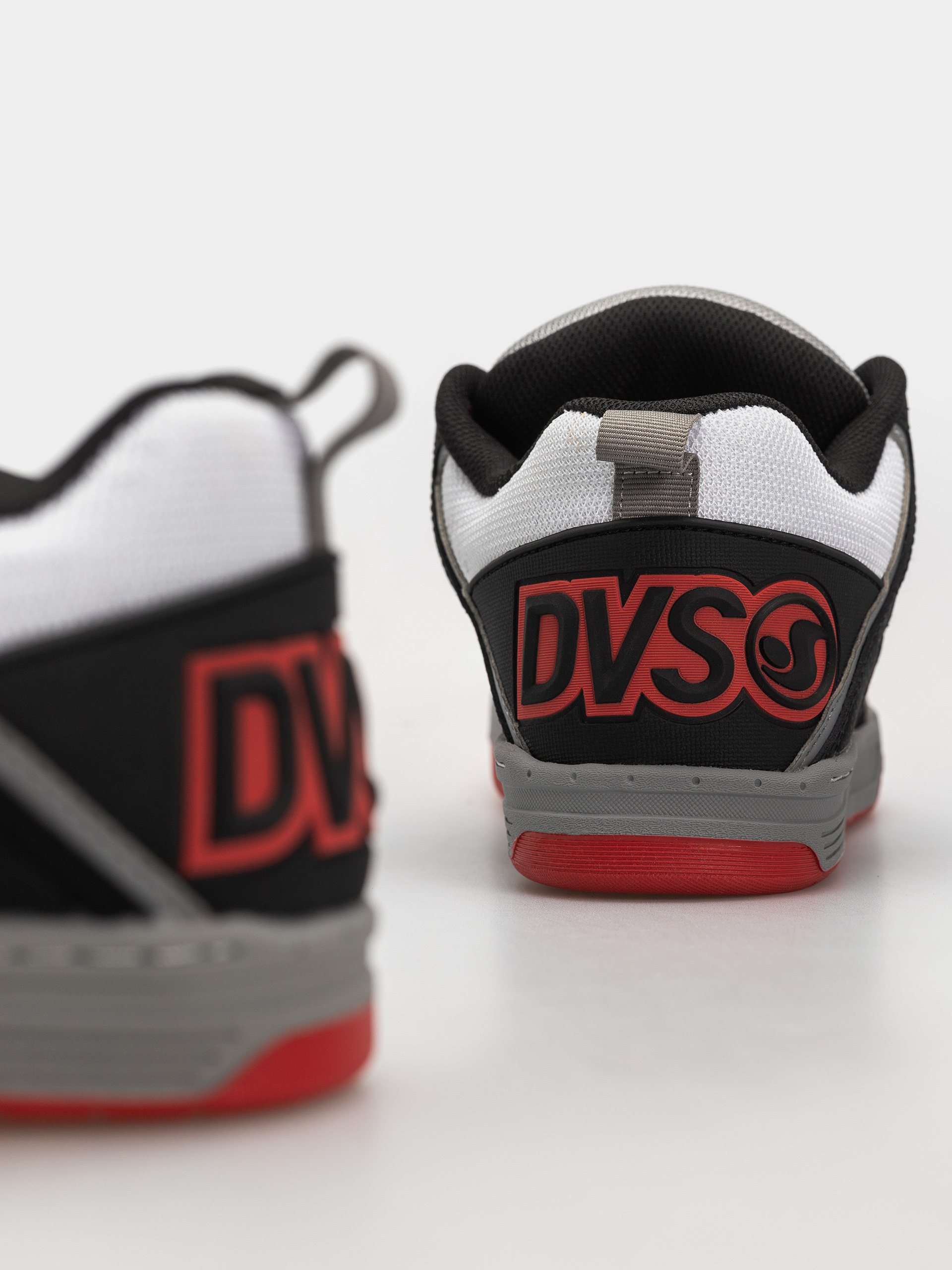 Обувки DVS Comanche (black/white/charcoal)