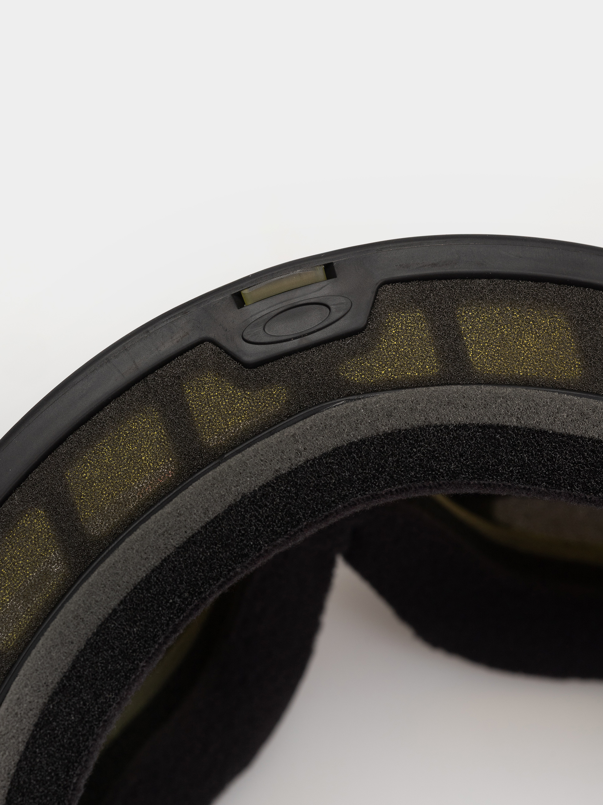 Сноуборд очила Oakley Target Line M (matte black/hi yellow)