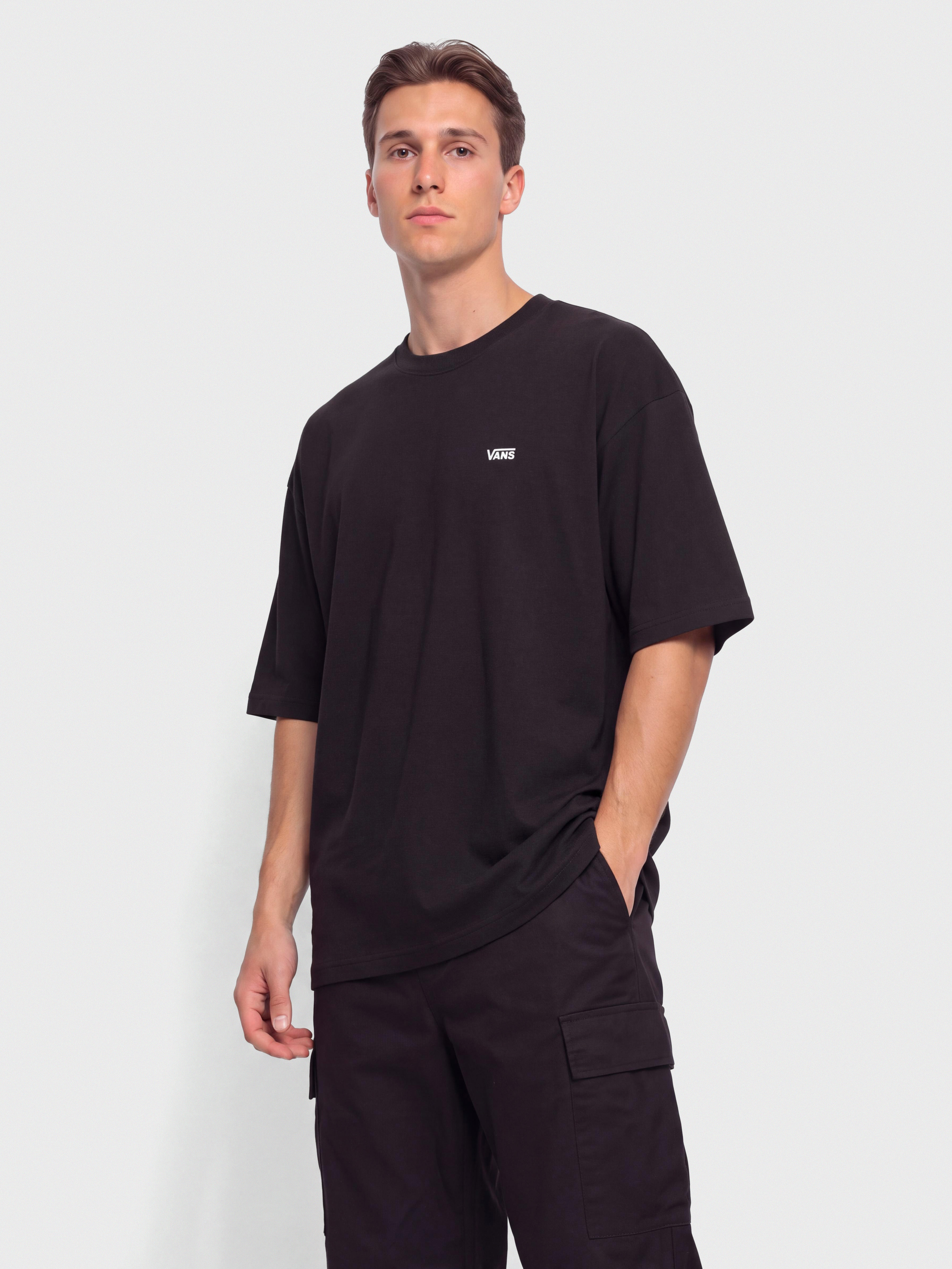 u0422u0435u043du0438u0441u043au0430 Vans Left Chest II Loose (black)