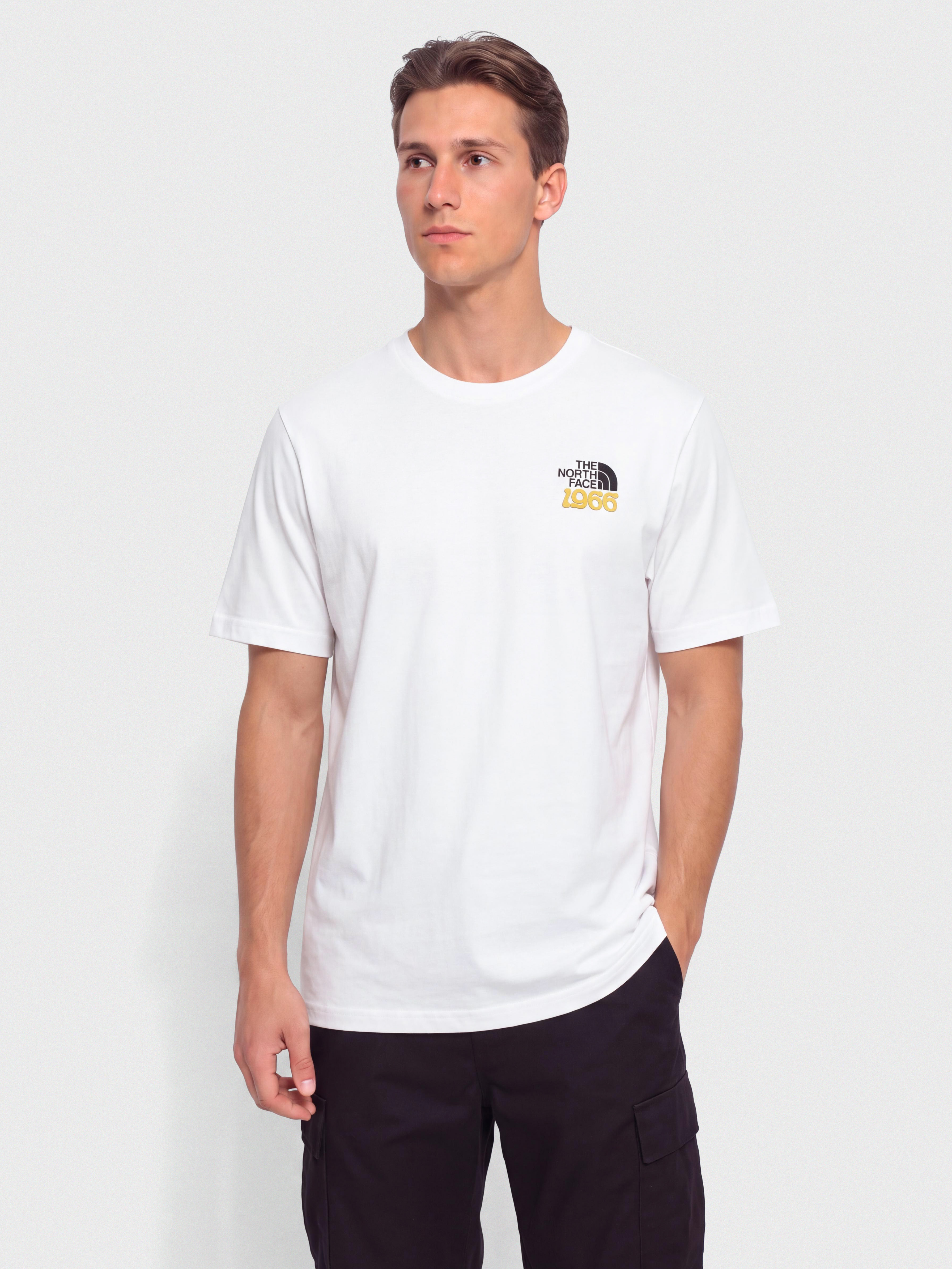 Тениска The North Face Tnf Relaxed (tnf white)