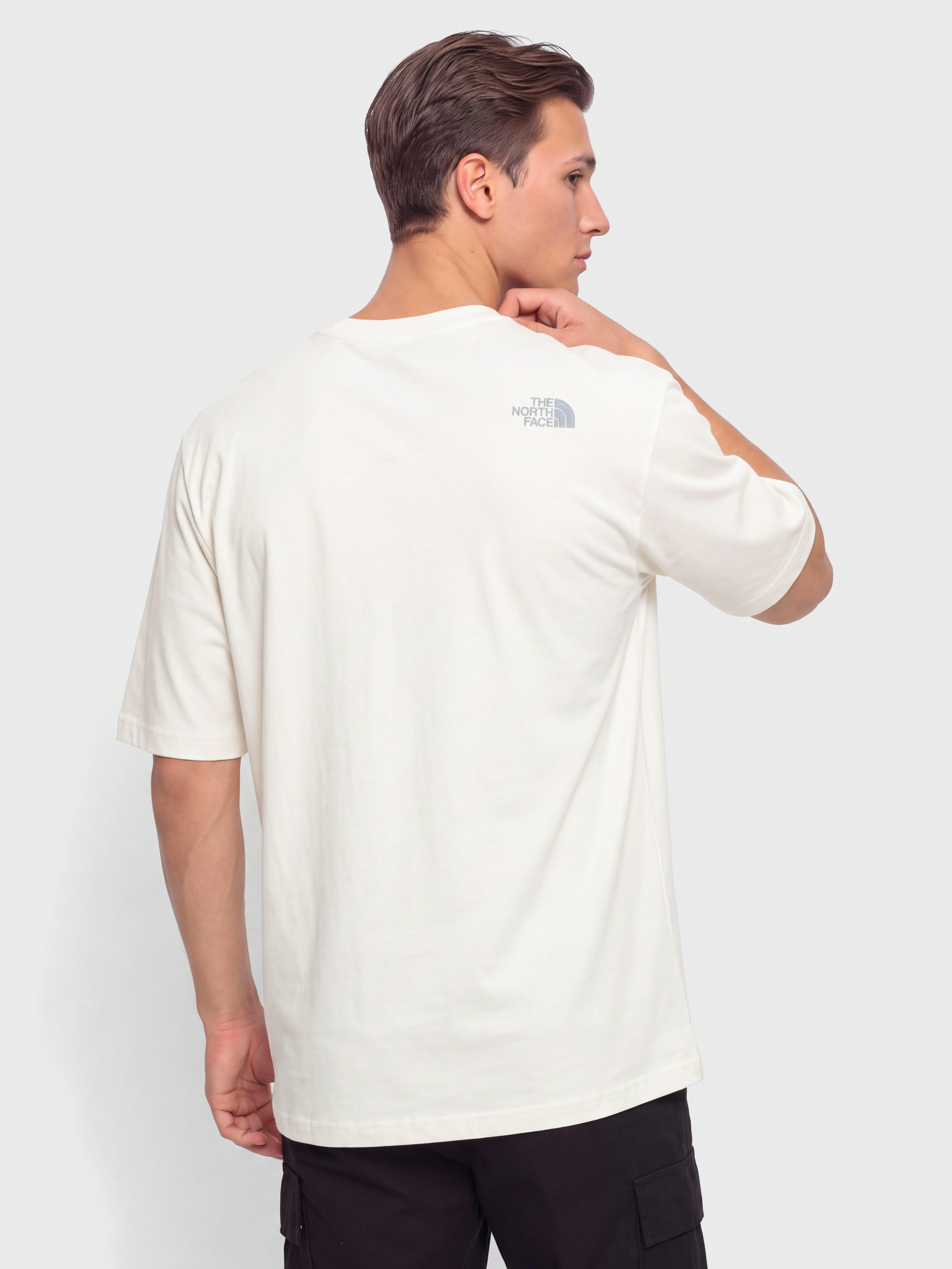 Тениска The North Face Logo Twist Relaxed