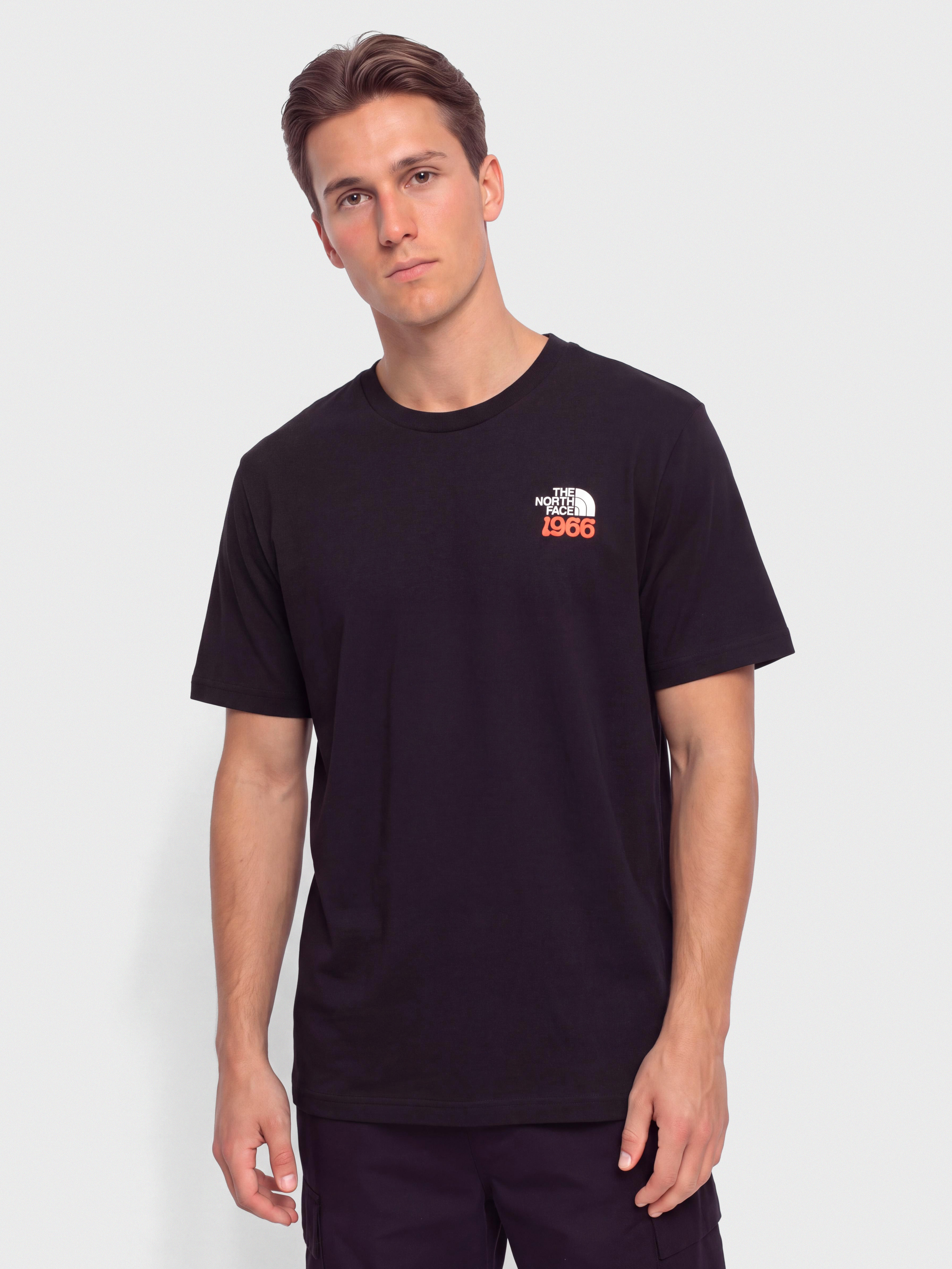 Тениска The North Face Half Dome Relaxed (tnf black)