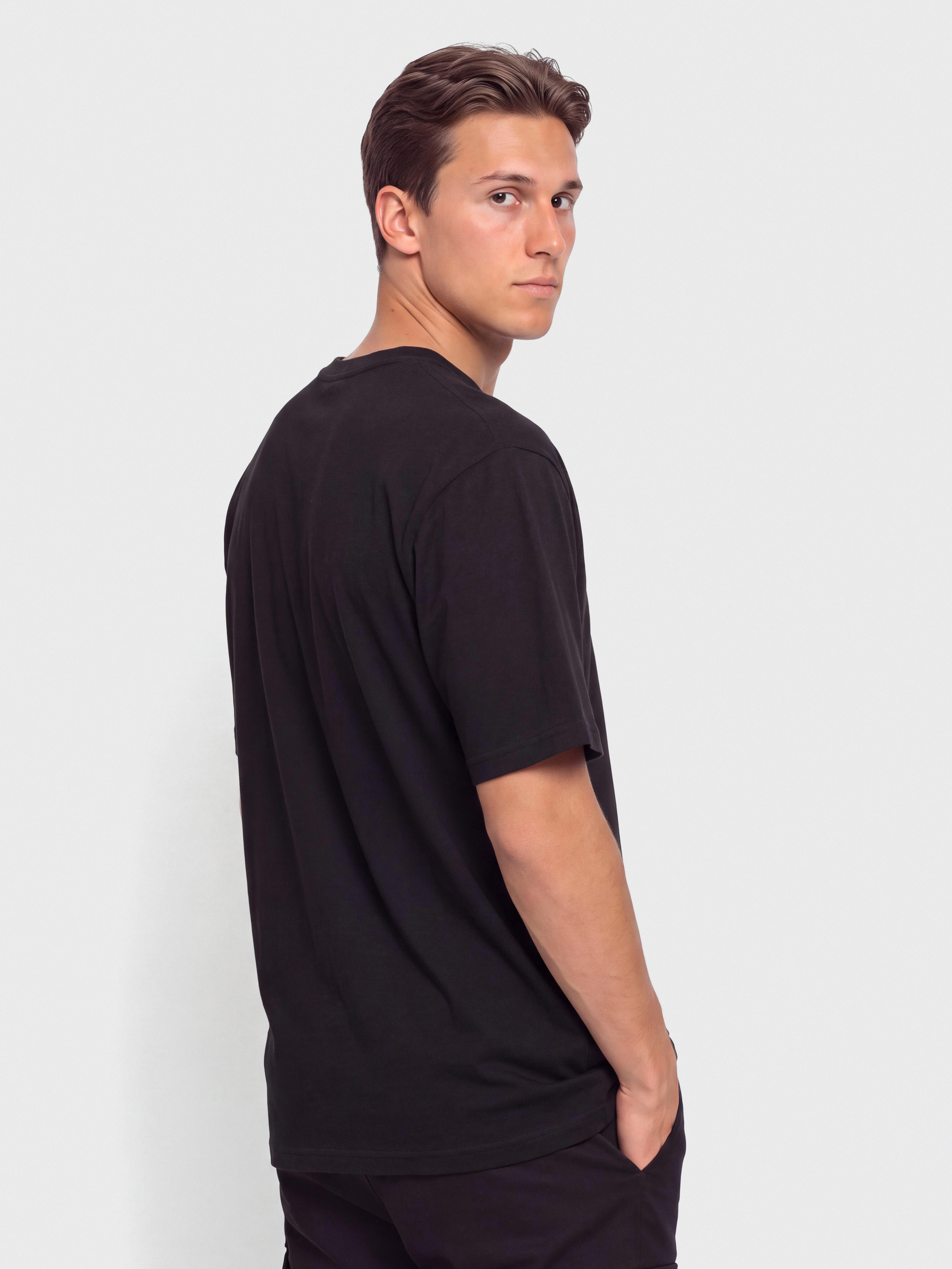 u0422u0435u043du0438u0441u043au0430 Vans Left Chest II Loose (black)