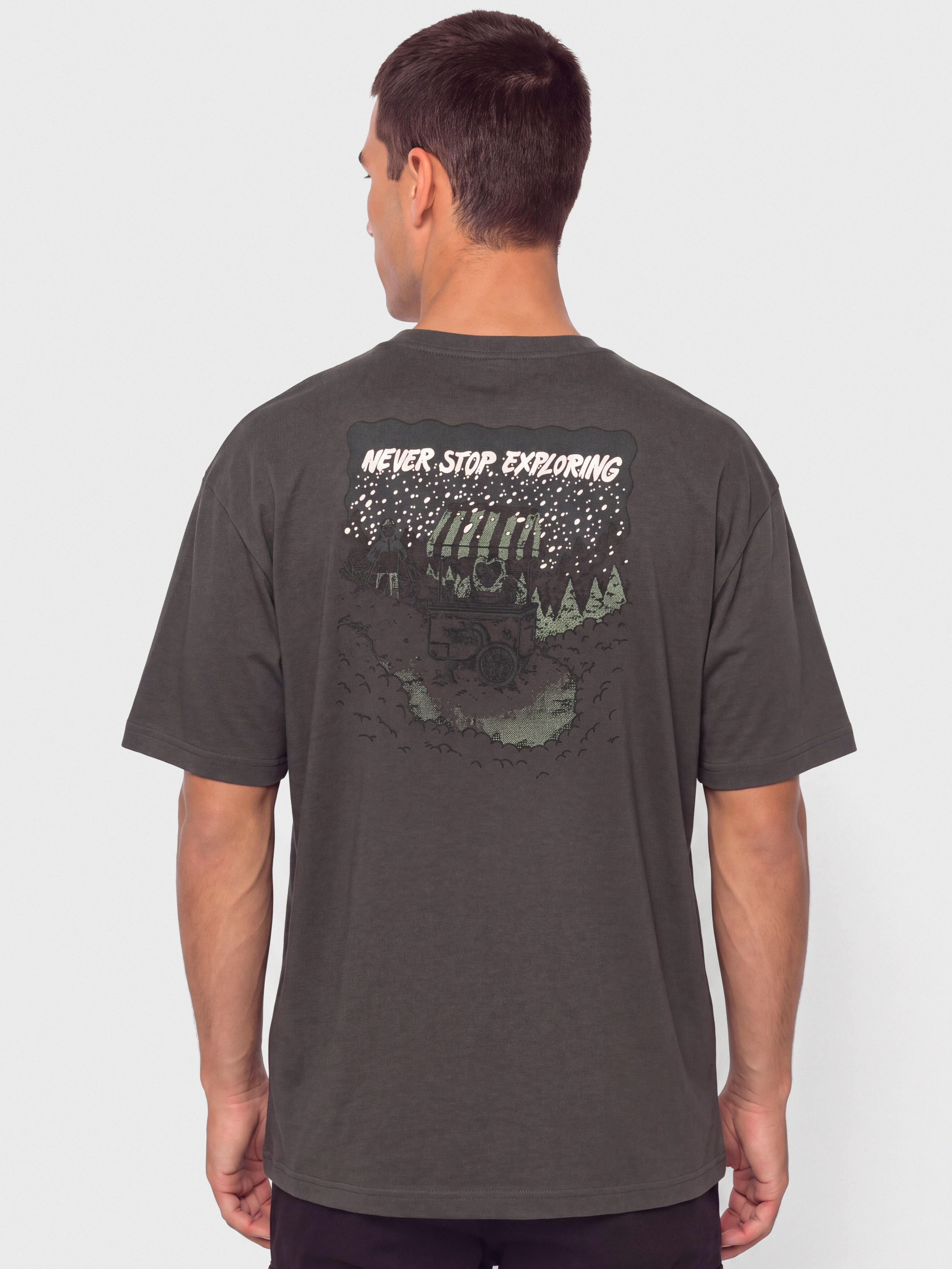 Тениска The North Face Powder Days Relaxed Graphic (asphalt grey)