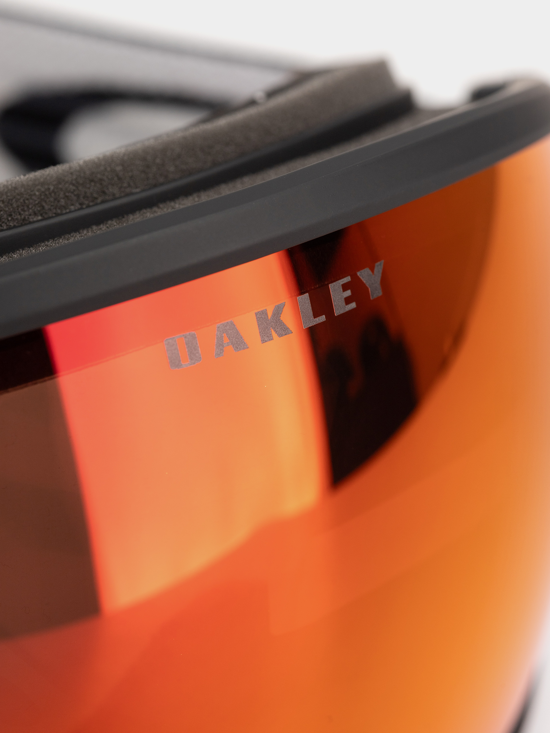 Сноуборд очила Oakley Flight Tracker M (matte black/prizm snow torch iridium)