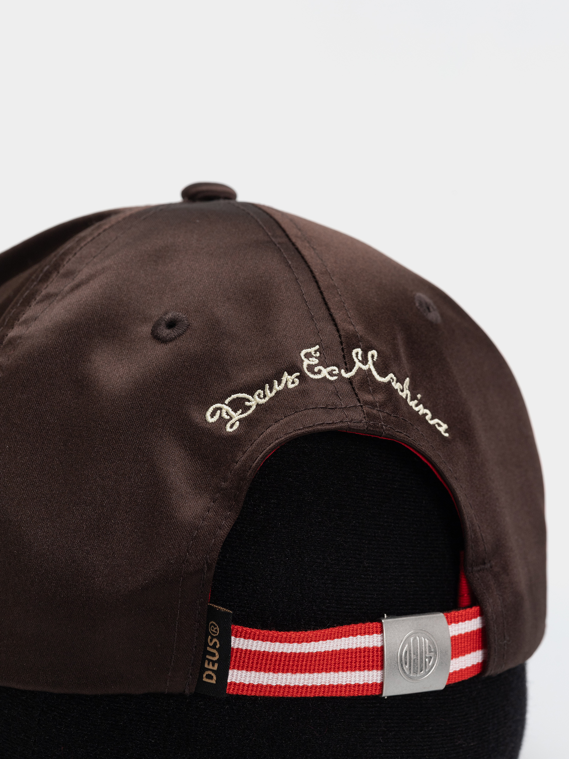 Шапка с козирка Deus Ex Machina Hessel Cap Wmn (java brown)