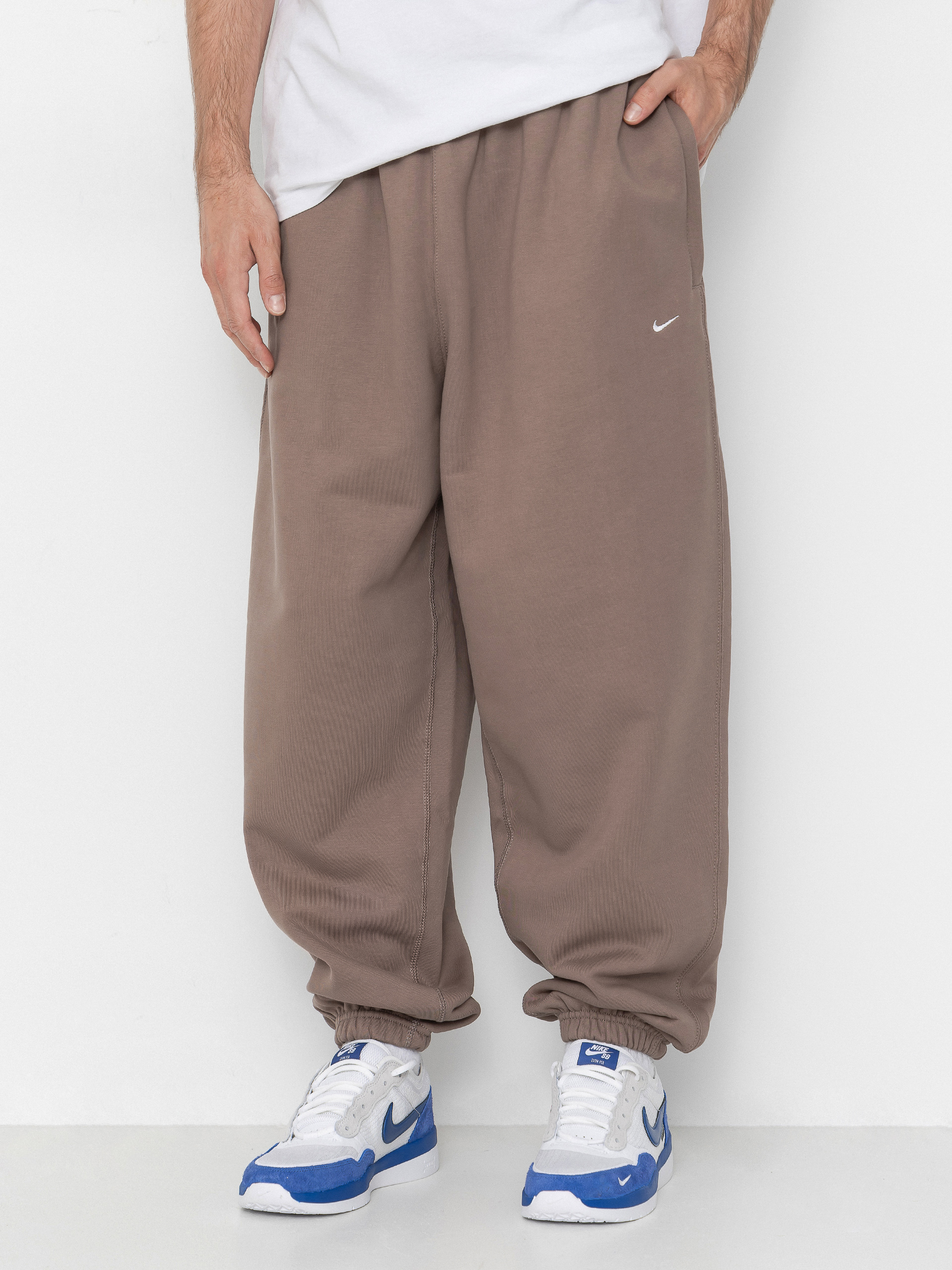 Панталони Nike SB Solo Swoosh