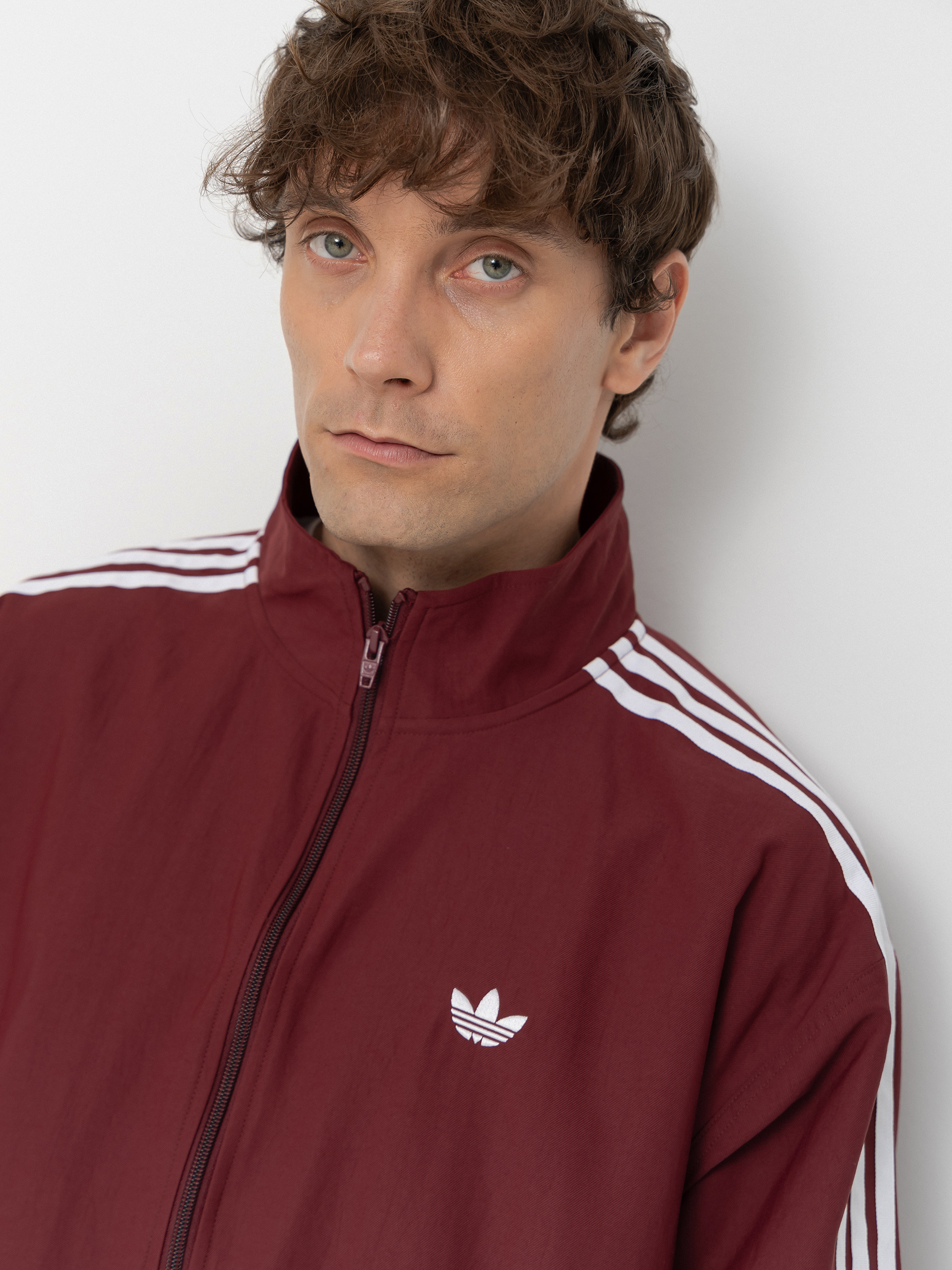 Яке adidas Superfire Tk (shared/white)