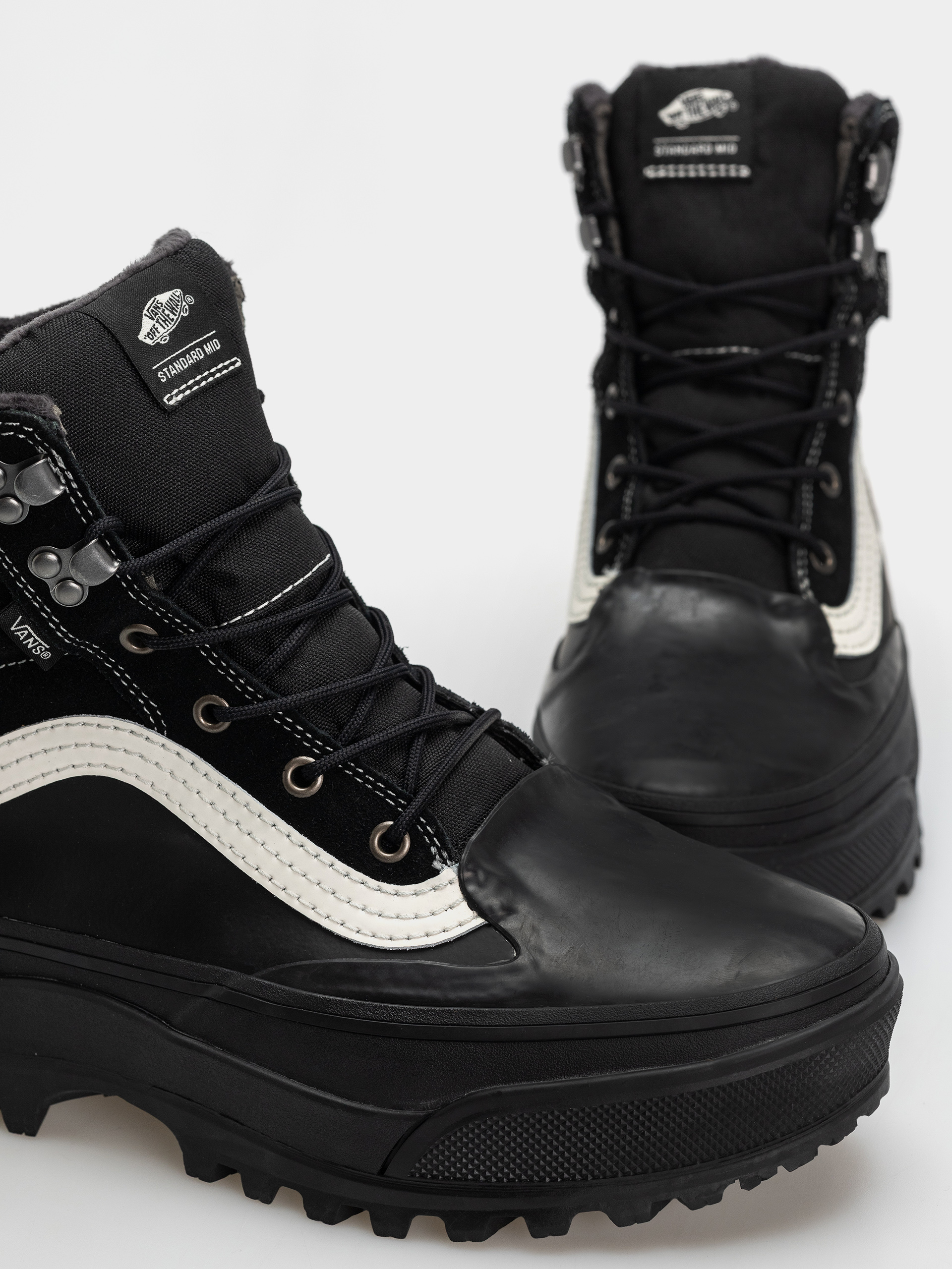 Обувки Vans Standard Mid 2.0 Mte (black/white)
