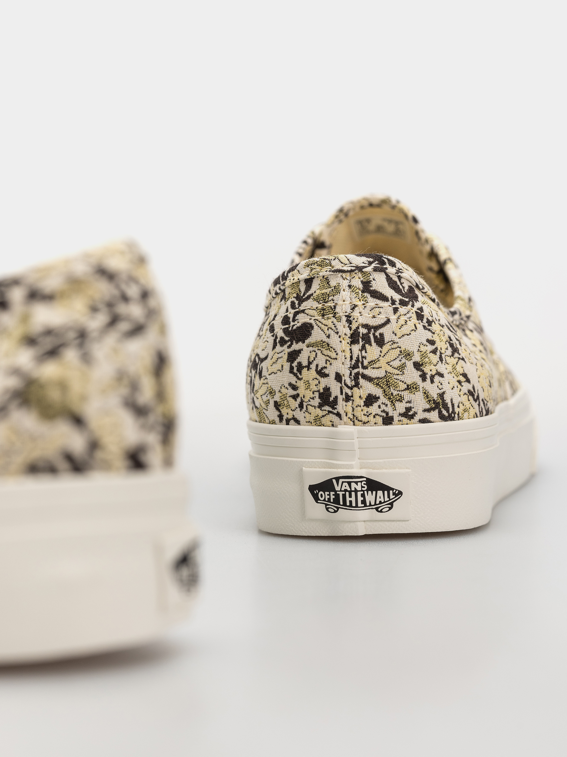 Обувки Vans Authentic (almond crisp/mu)