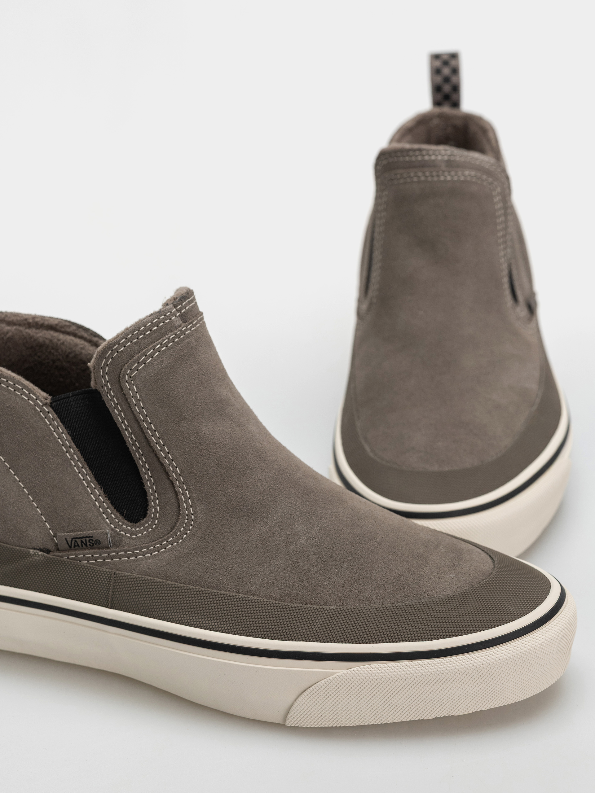 Обувки Vans Mid Slip Insulated (bungee cord)