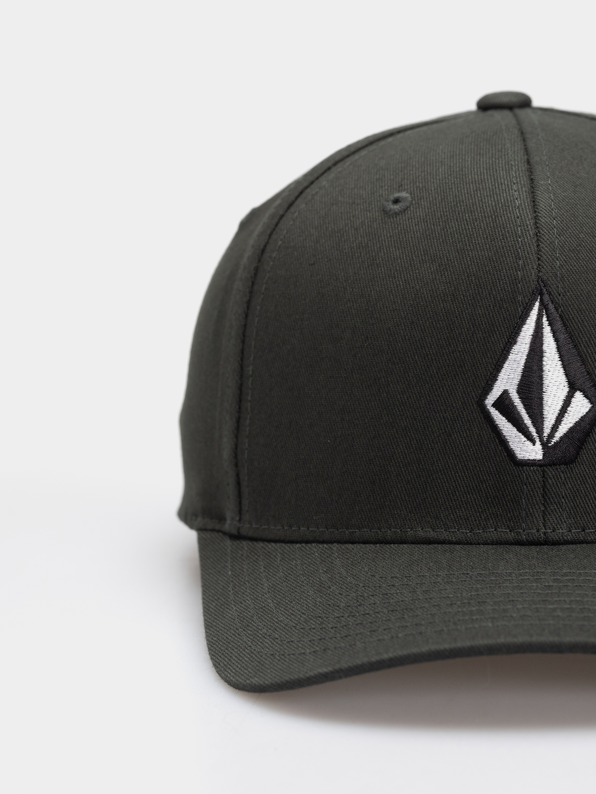 Шапка с козирка Volcom Full Stone Flexfit (scarab)