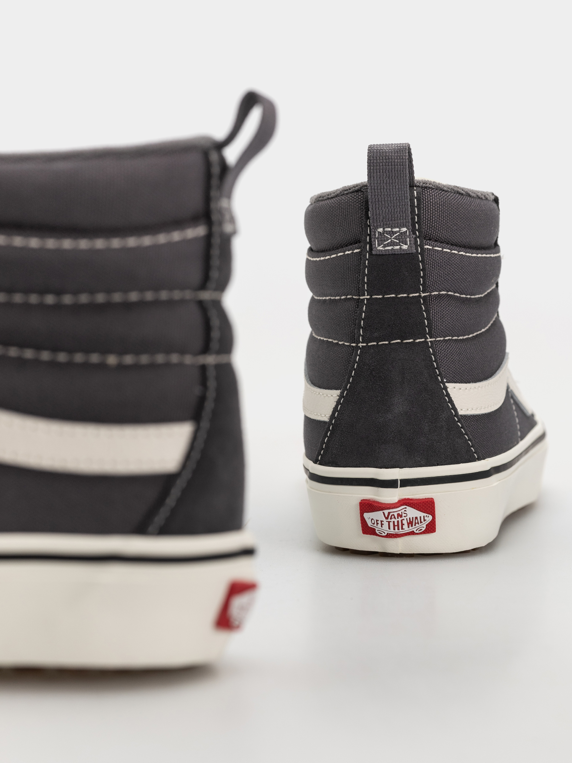 Обувки Vans Sk8 Hi Insulated (asphalt)