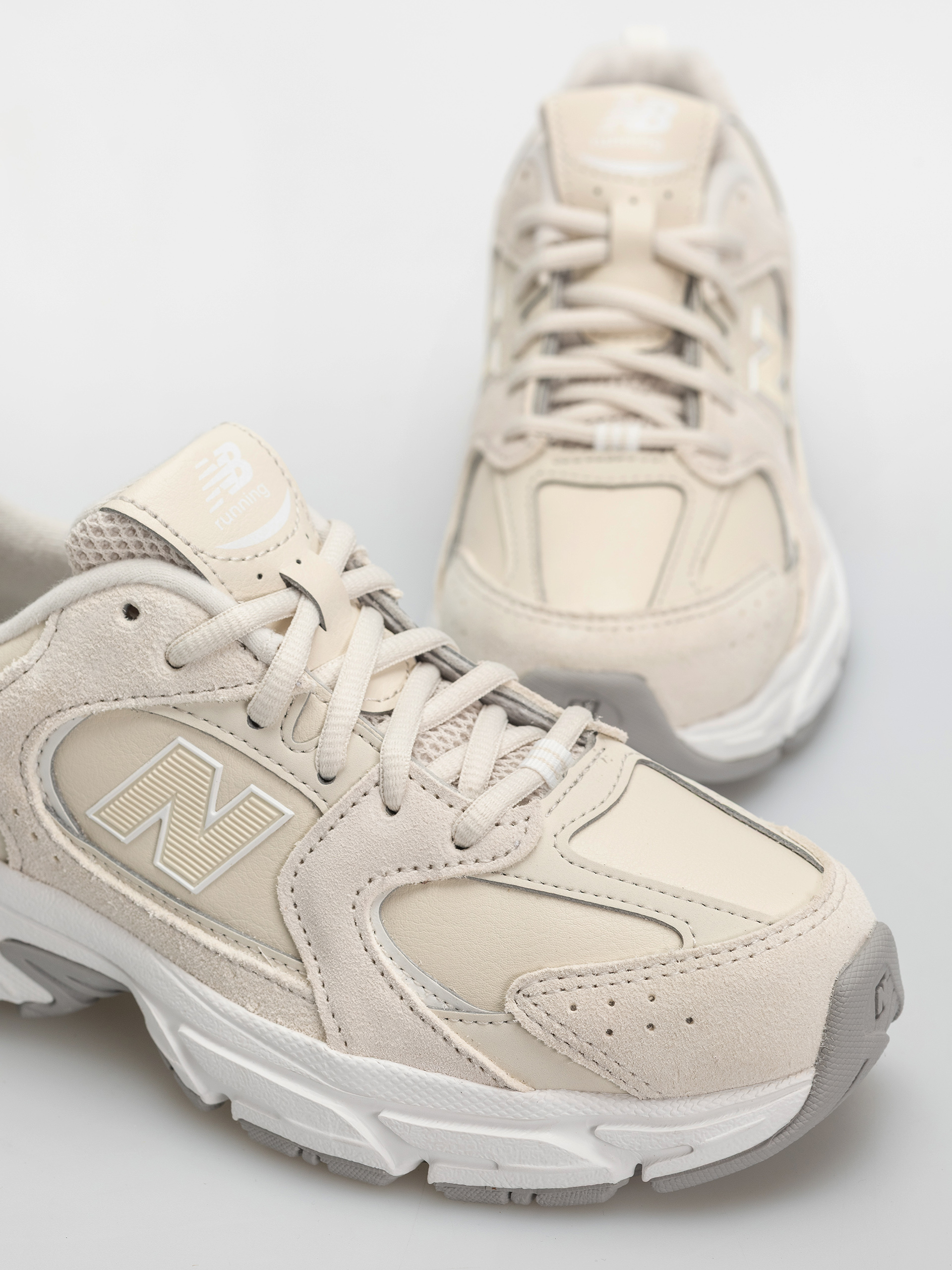Обувки New Balance 530 JR (linen/sea salt)