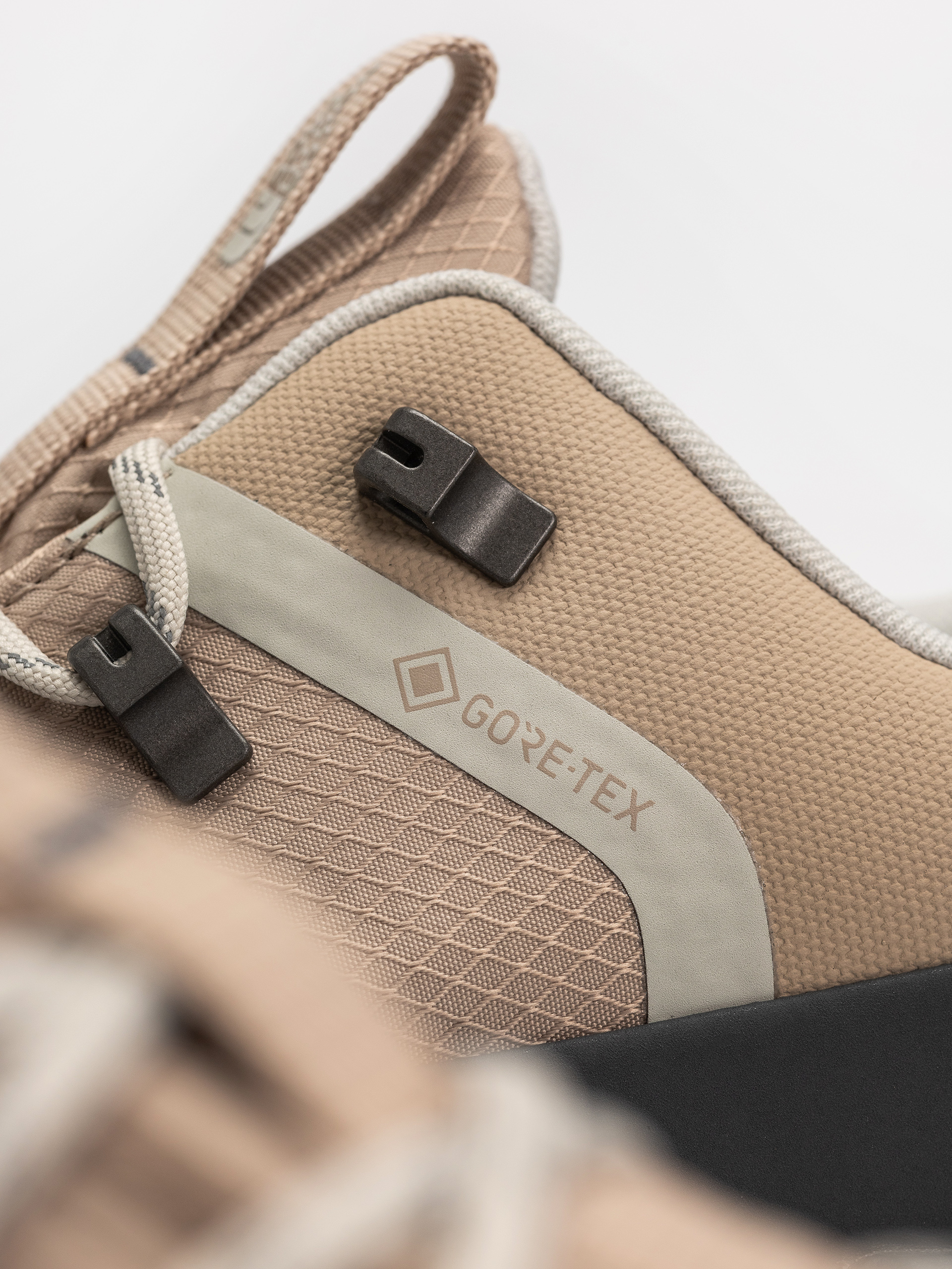 Обувки The North Face Glenclyffe Low Gore Tex (timeless taupe/anthraci)