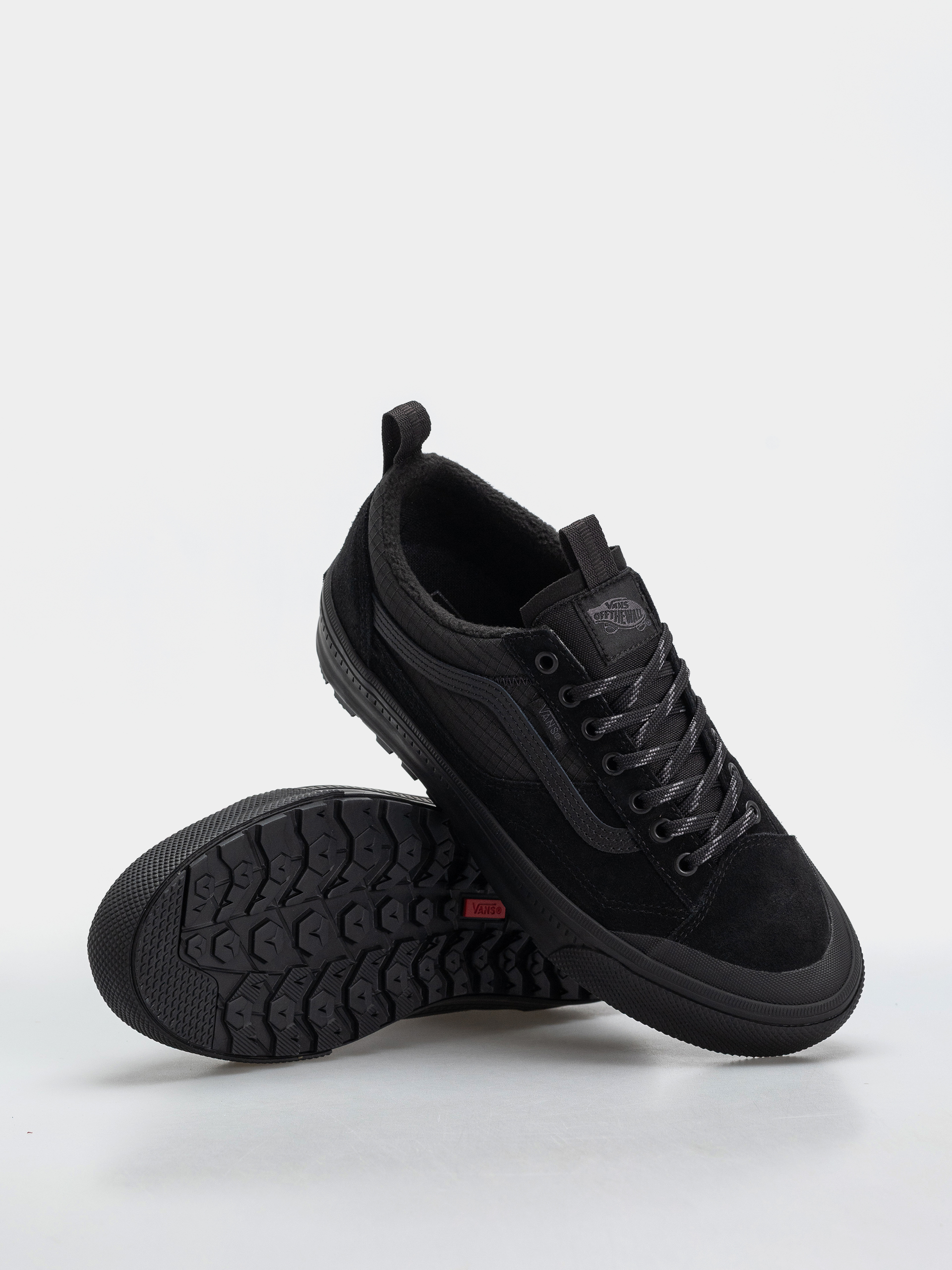 Обувки Vans Old Skool Waterproof Insulated Mte (black/black/gry)