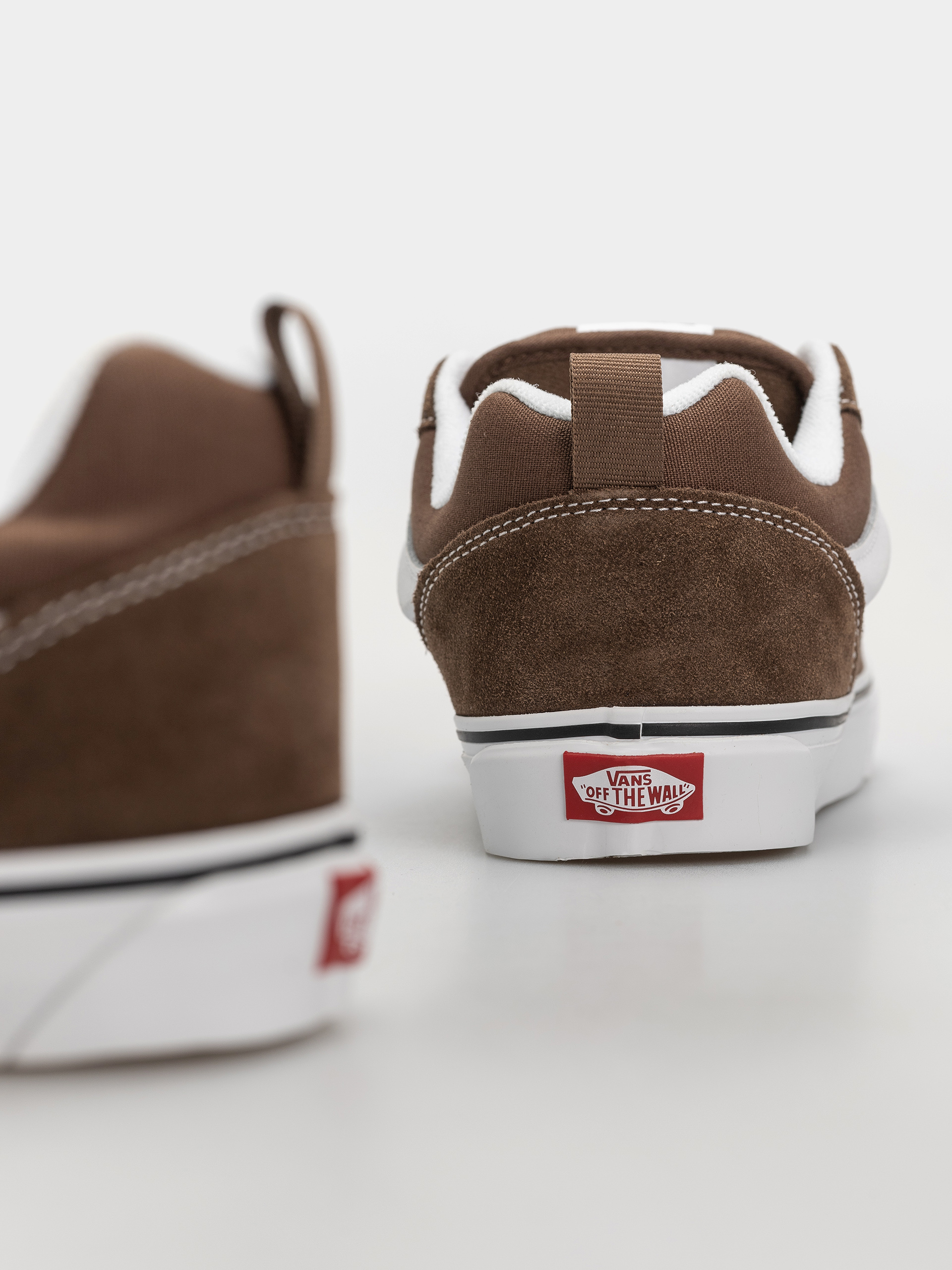 Обувки Vans Knu Skool (vintage cocoa)