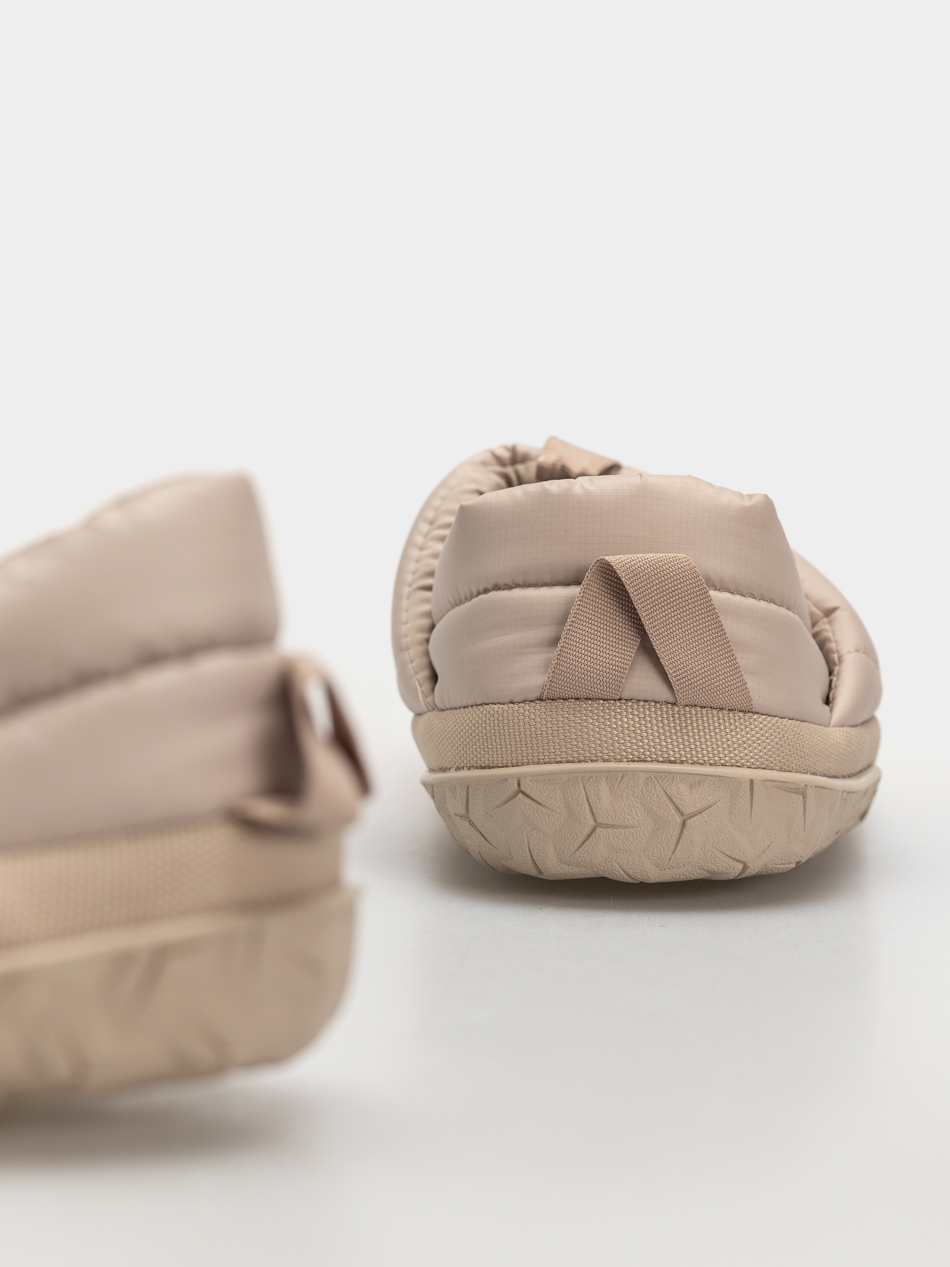 Обувки The North Face Nuptse Mule Wmn (timeless taupe/calacatt)