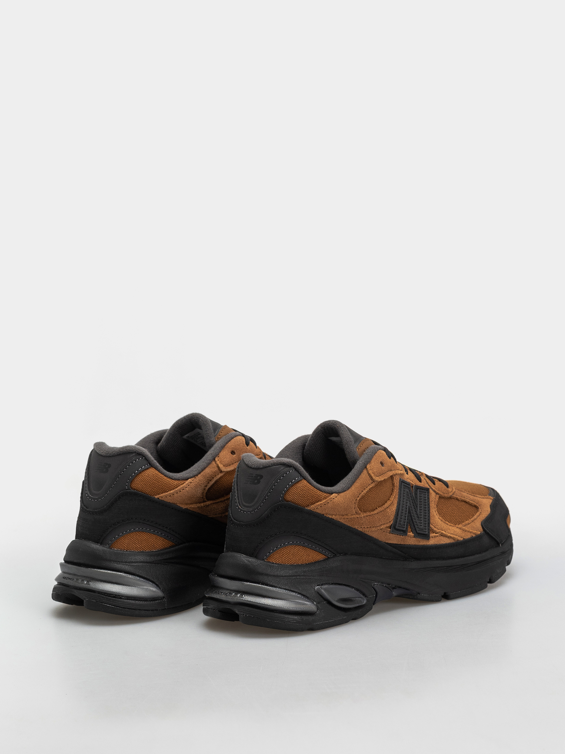 Обувки New Balance 2010 (breakfast tea/black)