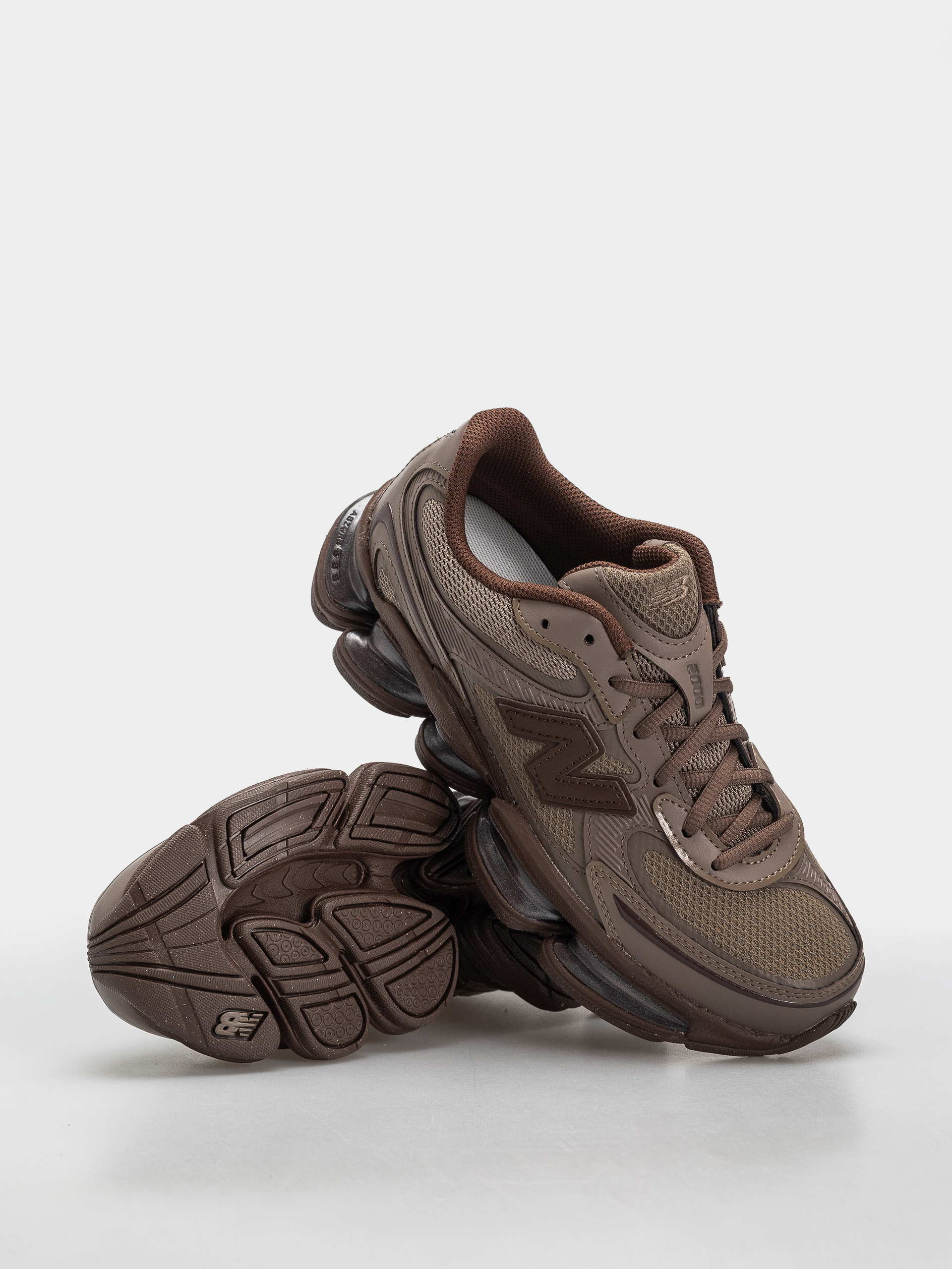 Обувки New Balance 2000 (thunder brown/pumpernickel)