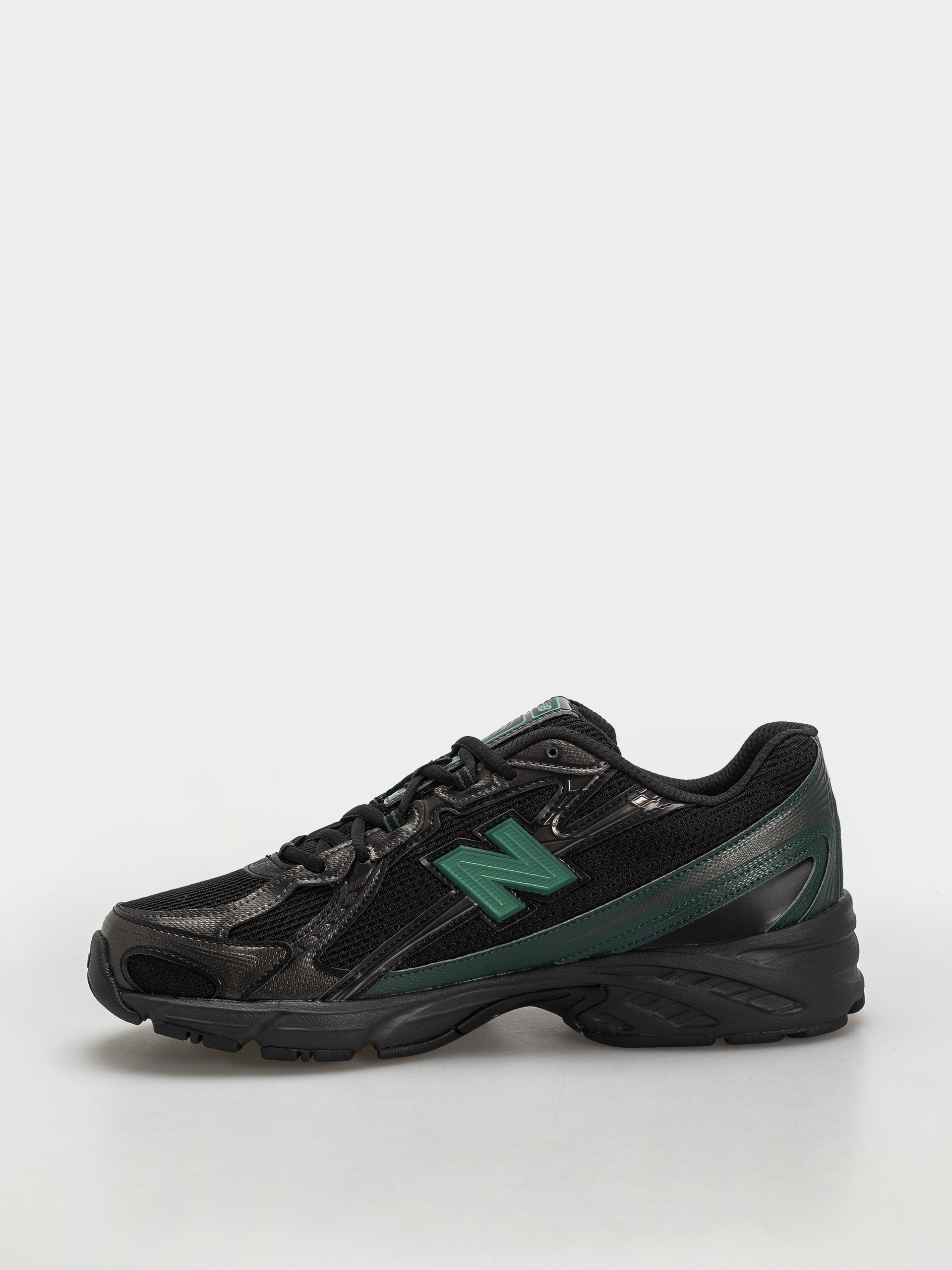 Обувки New Balance 740 (black/nordic green)