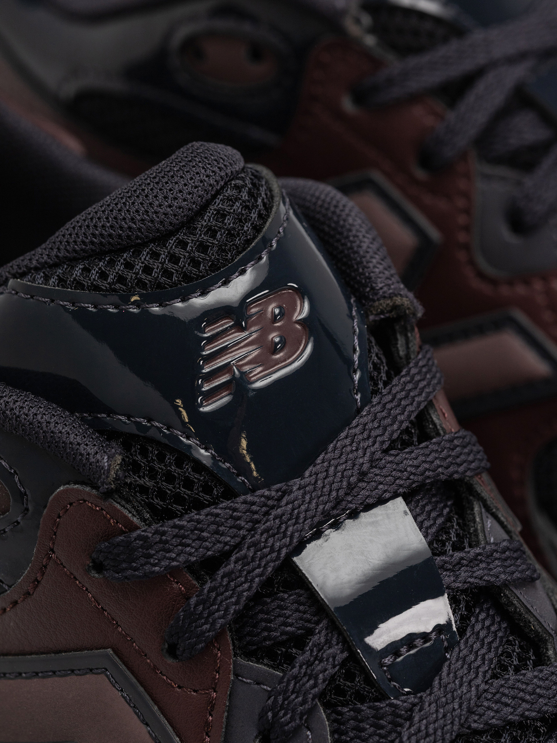 Обувки New Balance 983 (cherry leather/dark night)