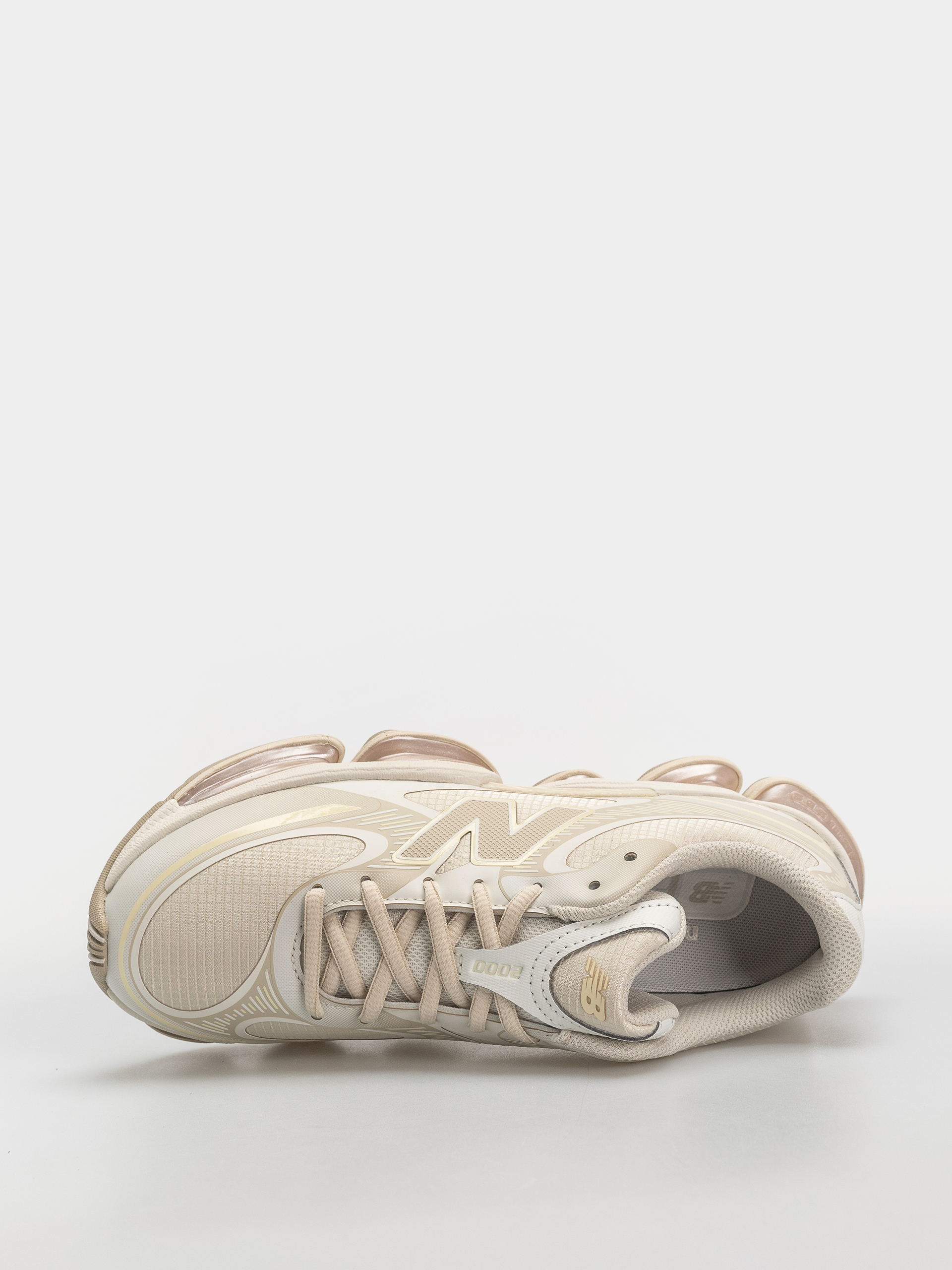 Обувки New Balance 2000 (linen/sea salt/timberwolf)