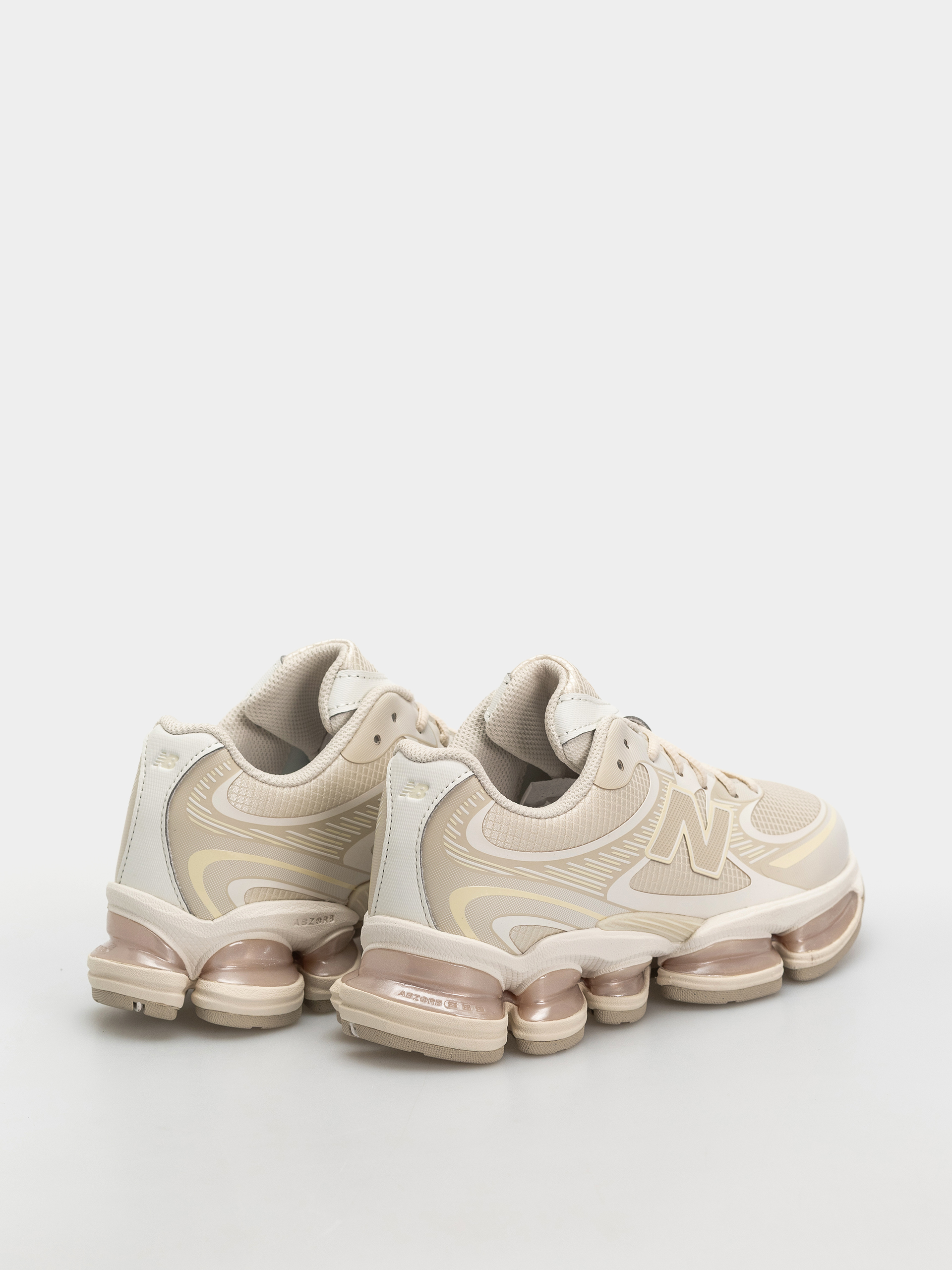 Обувки New Balance 2000 (linen/sea salt/timberwolf)