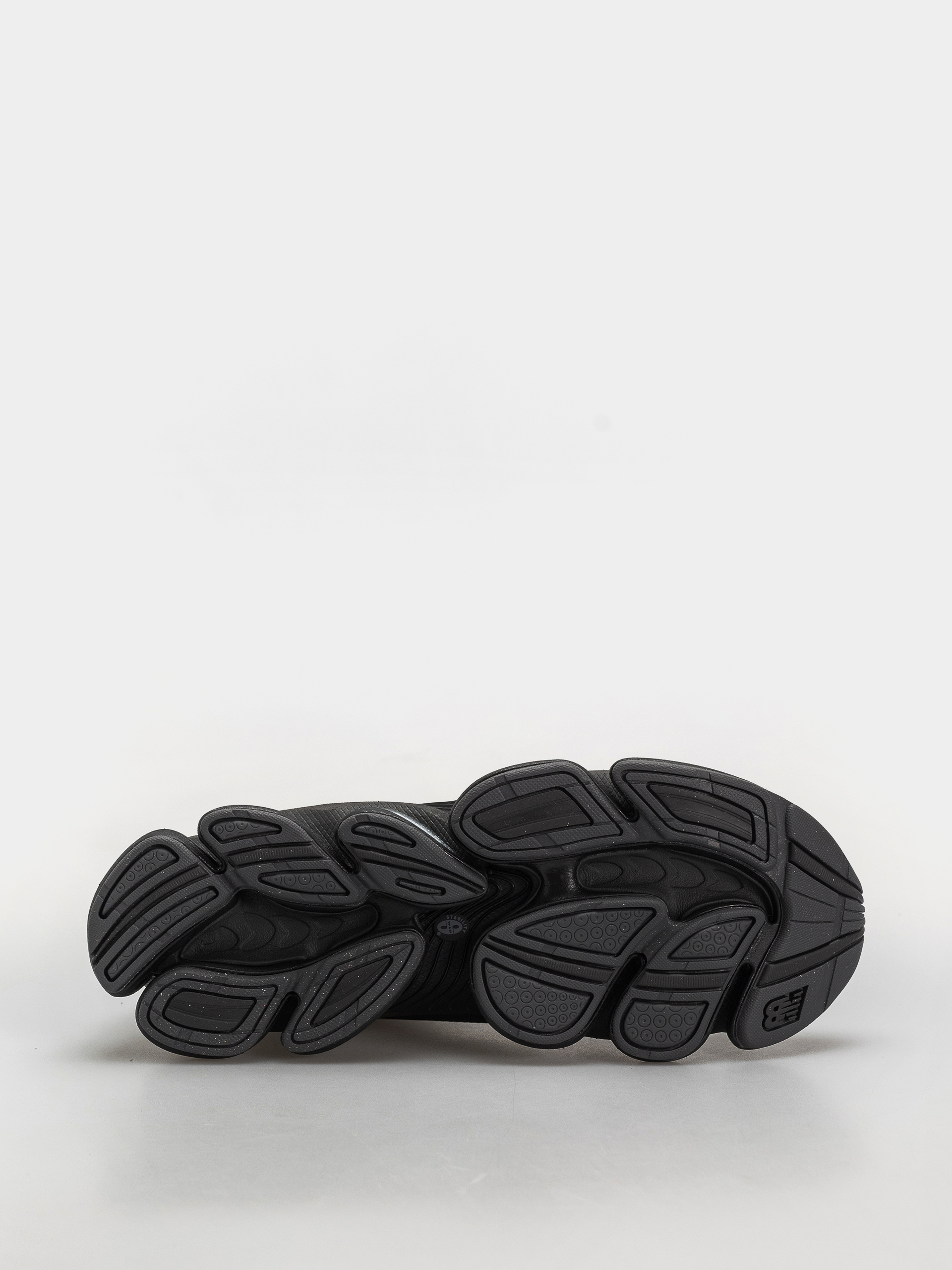 Обувки New Balance 2000 (black/black cement/magnet)