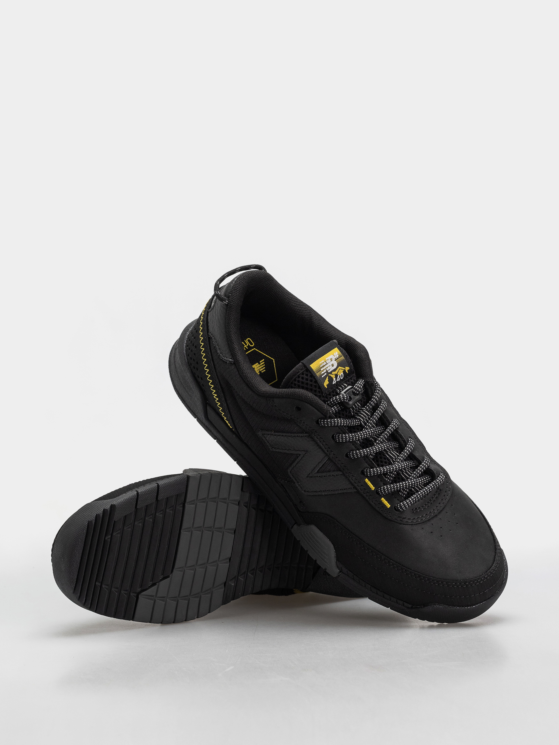 Обувки New Balance 440 (black/happy yellow)