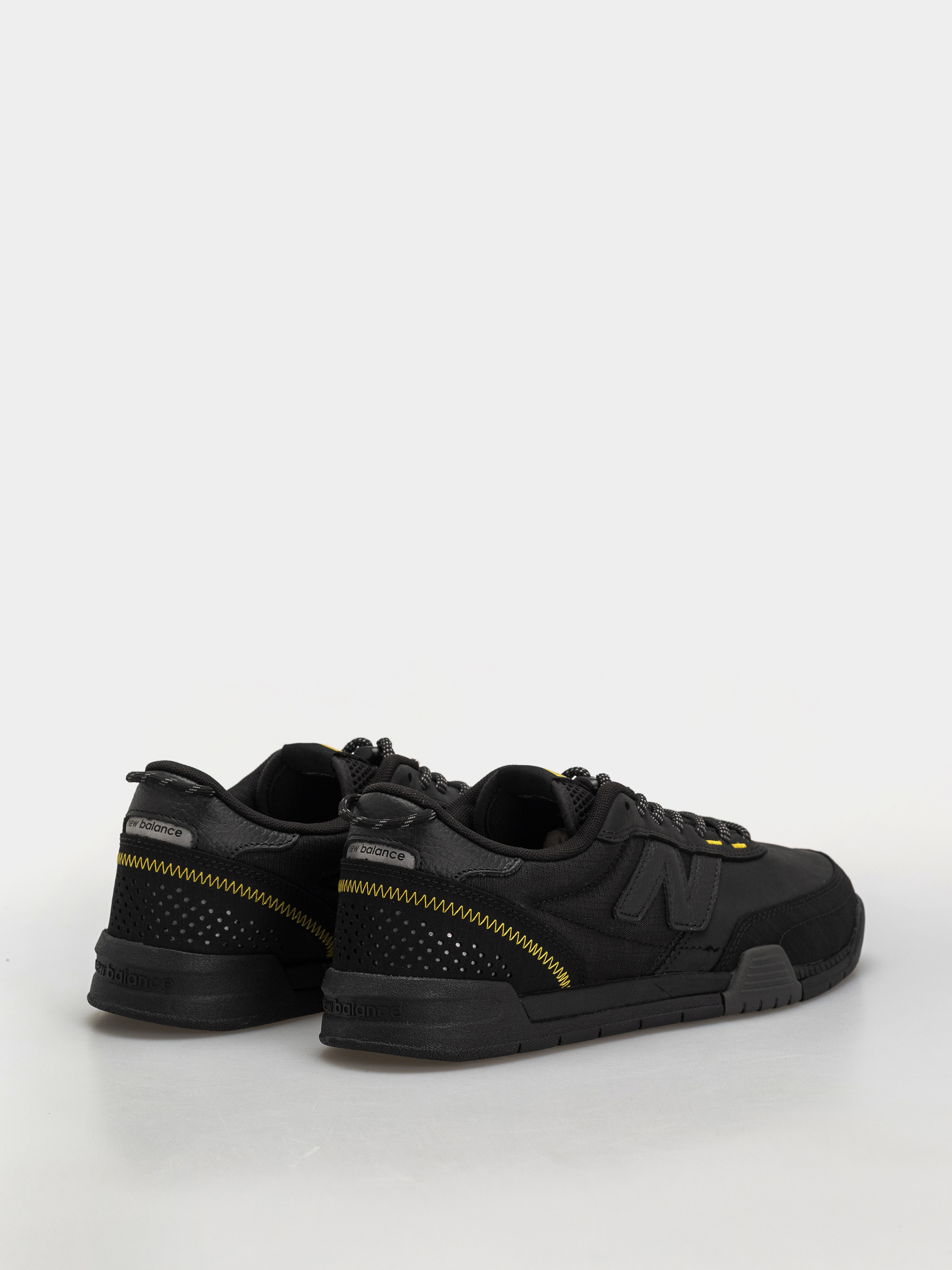 Обувки New Balance 440 (black/happy yellow)