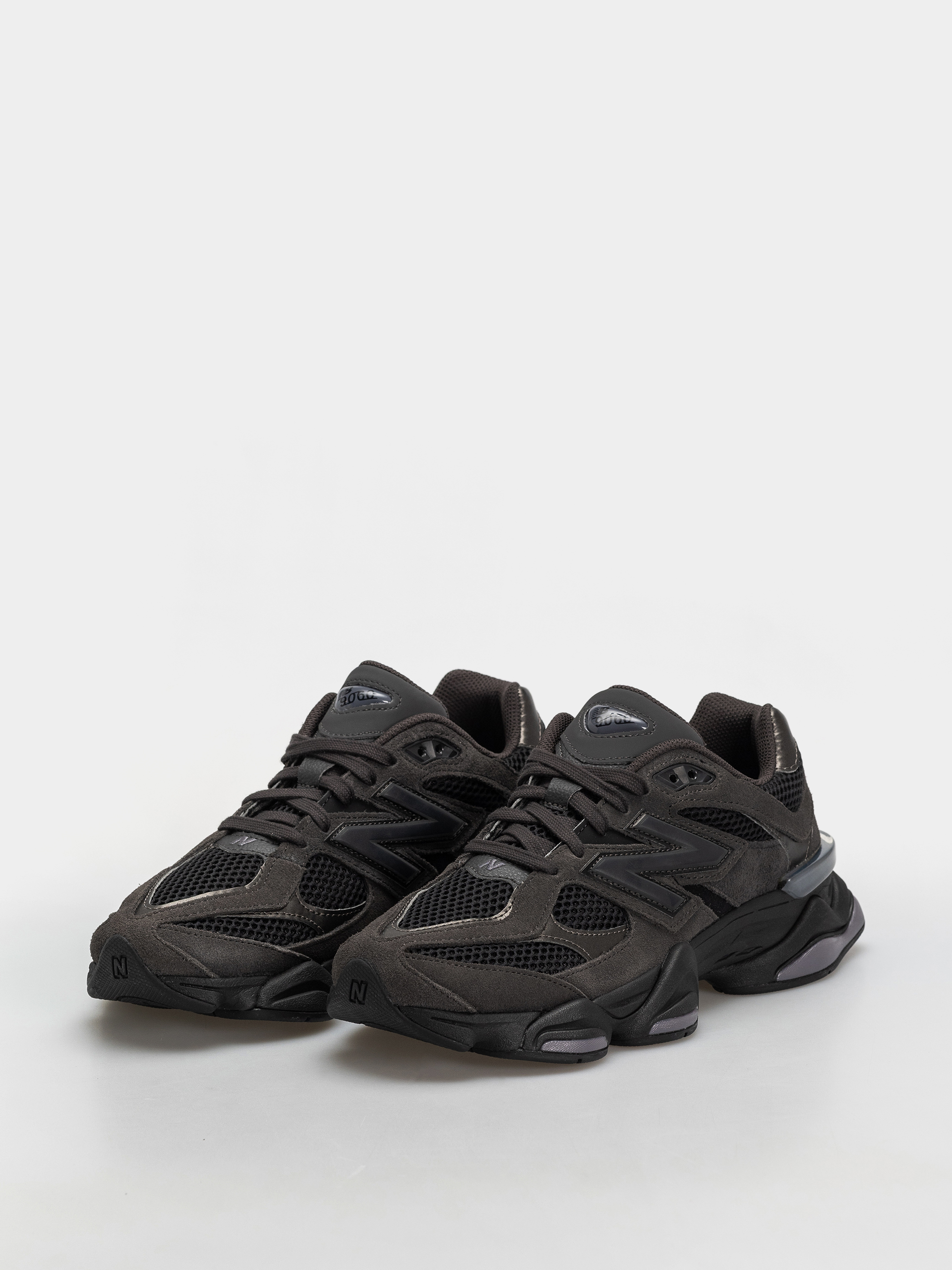 Обувки New Balance 9060 (black/neptune grey)