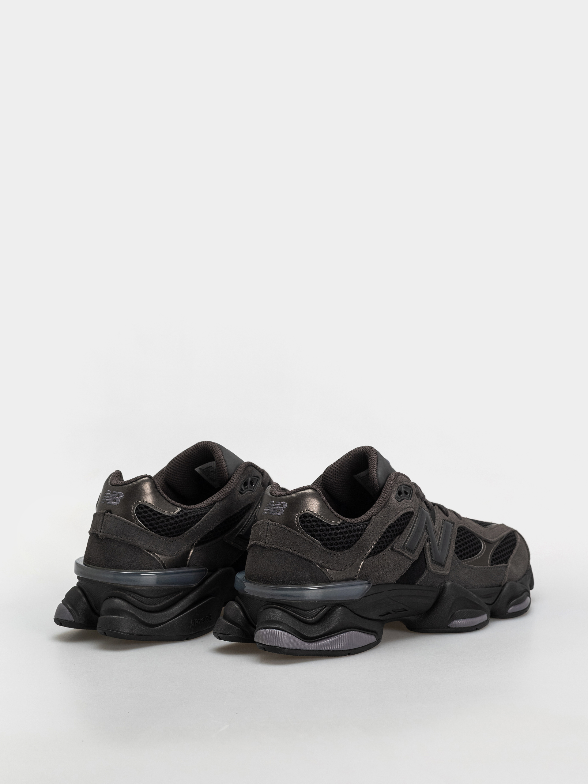 Обувки New Balance 9060 (black/neptune grey)
