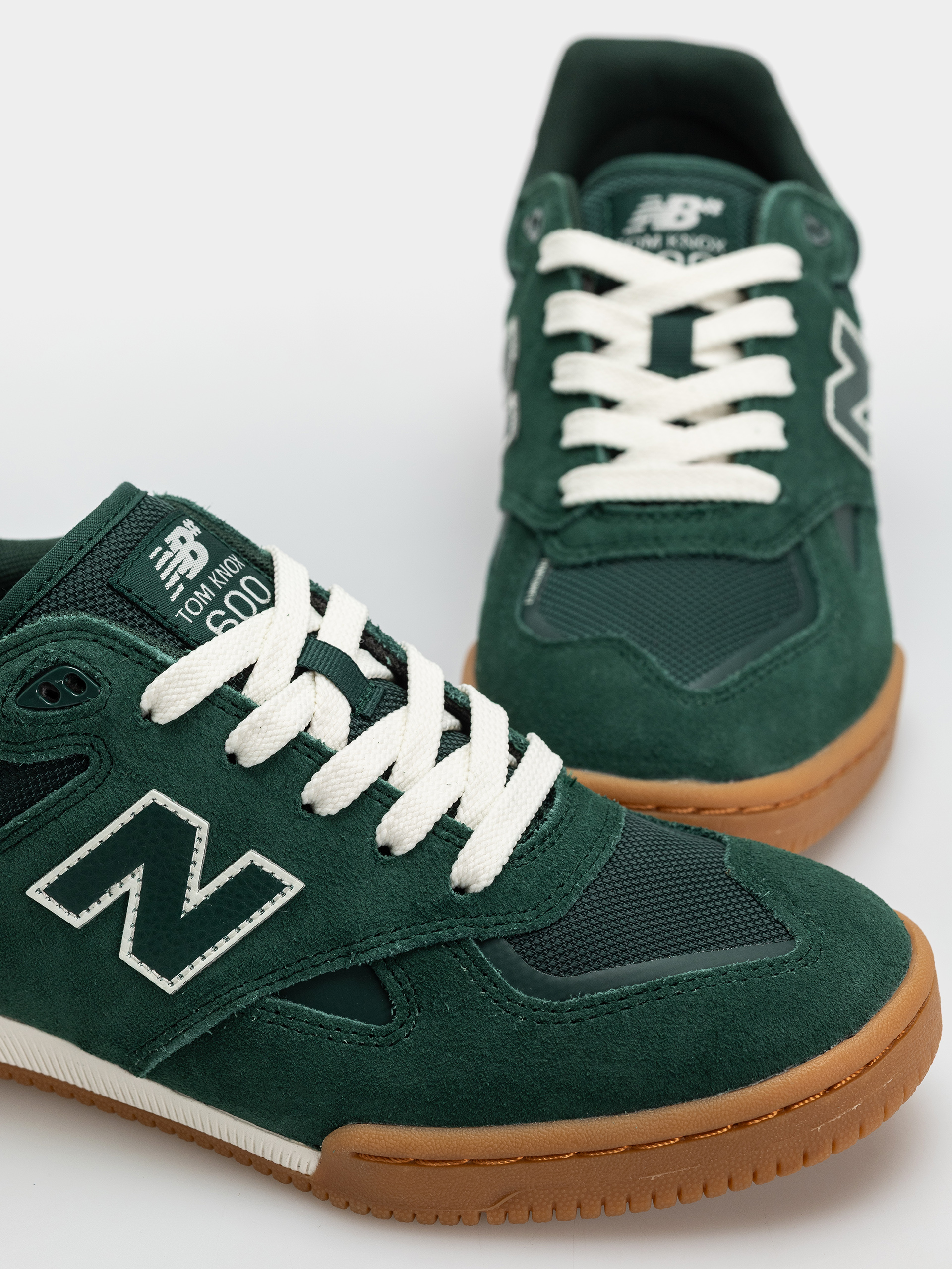 Обувки New Balance 600 (nordic green/white)
