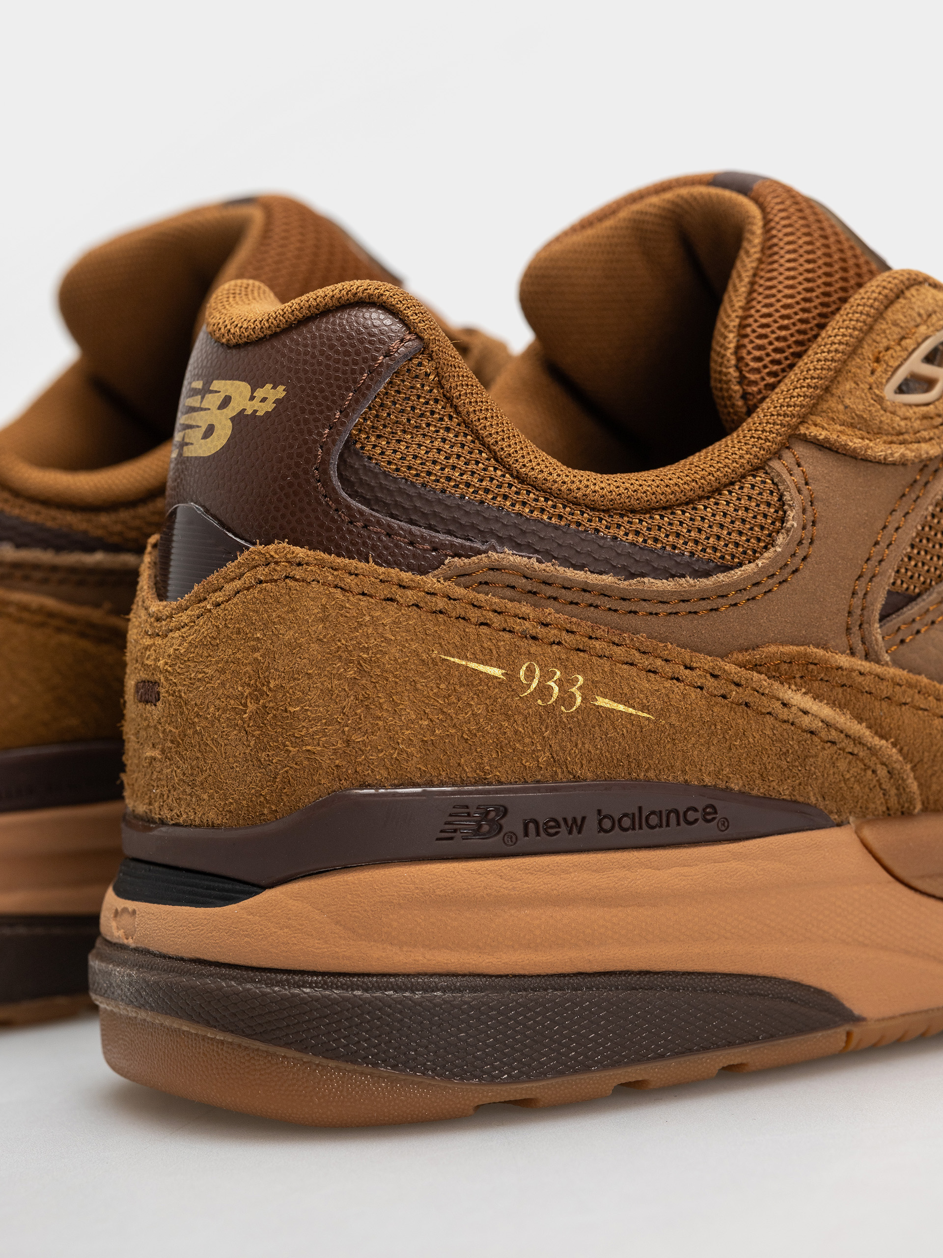 Обувки New Balance 933 (breakfast tea/pumpernickel)