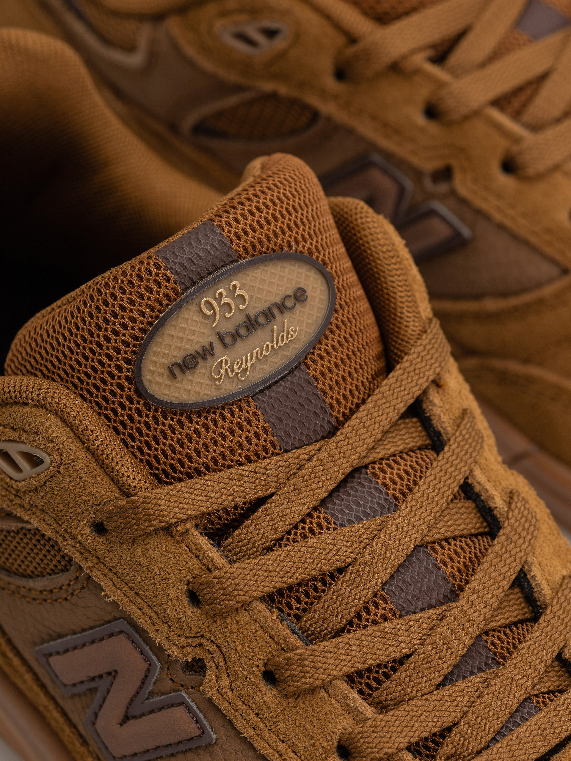 Обувки New Balance 933 (breakfast tea/pumpernickel)