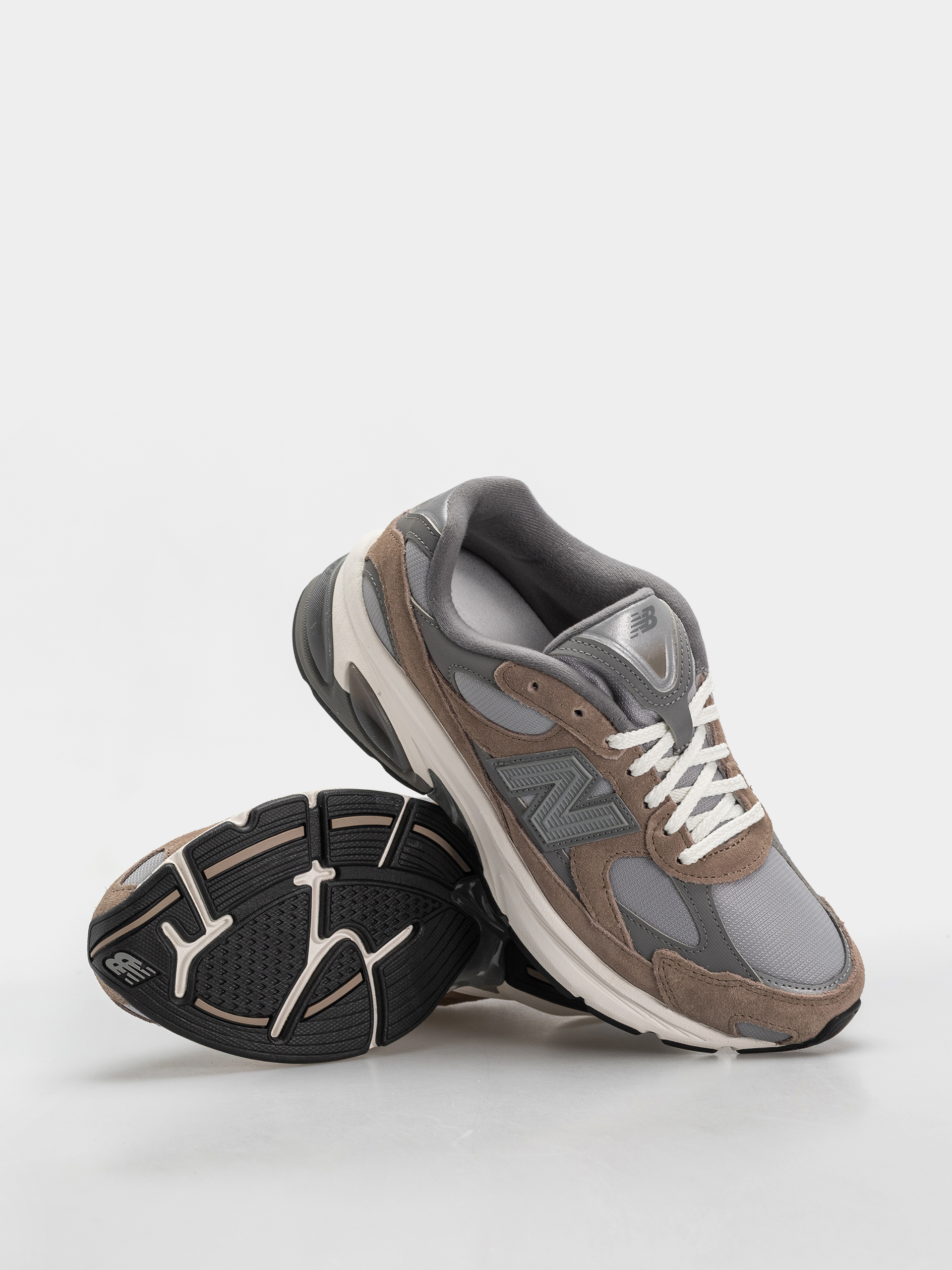 Обувки New Balance 2010 (mushroom/harbor grey)