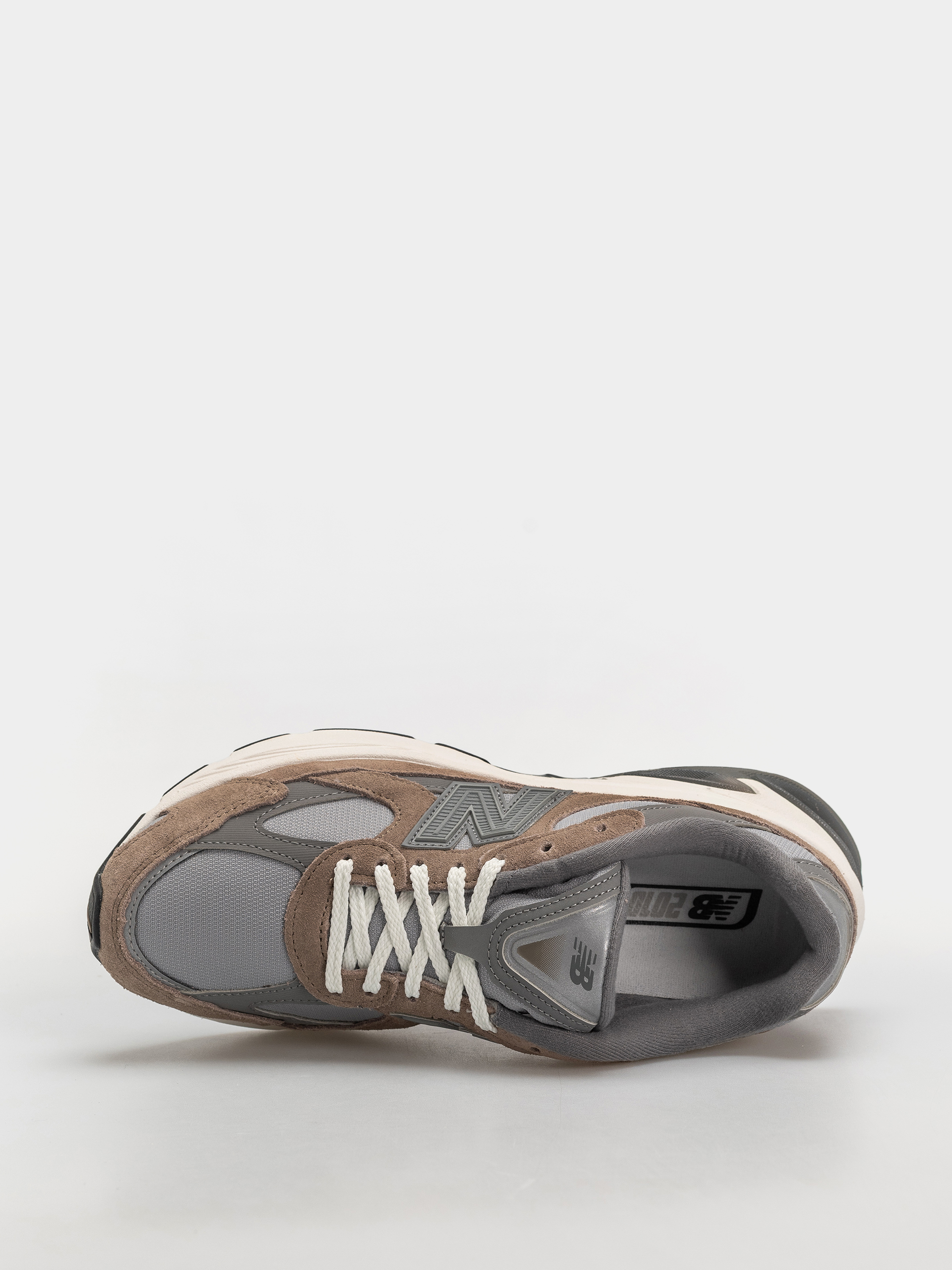 Обувки New Balance 2010 (mushroom/harbor grey)