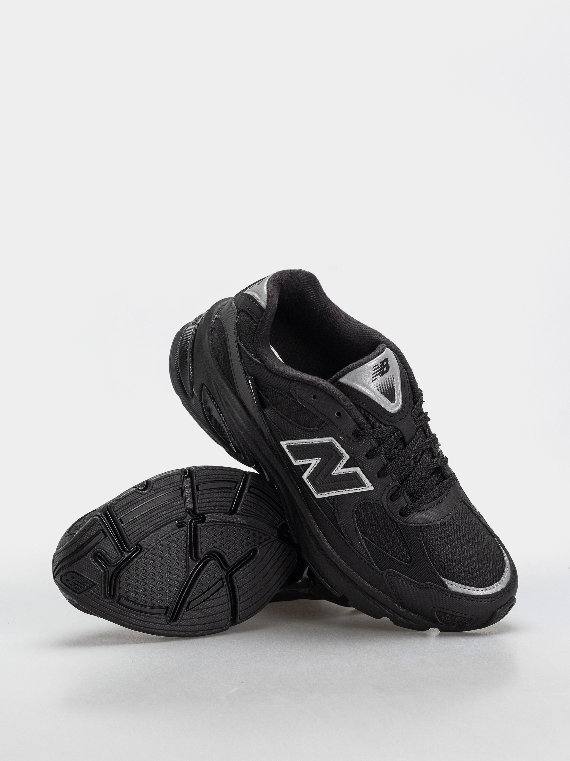 Обувки New Balance 2010 (black/black)