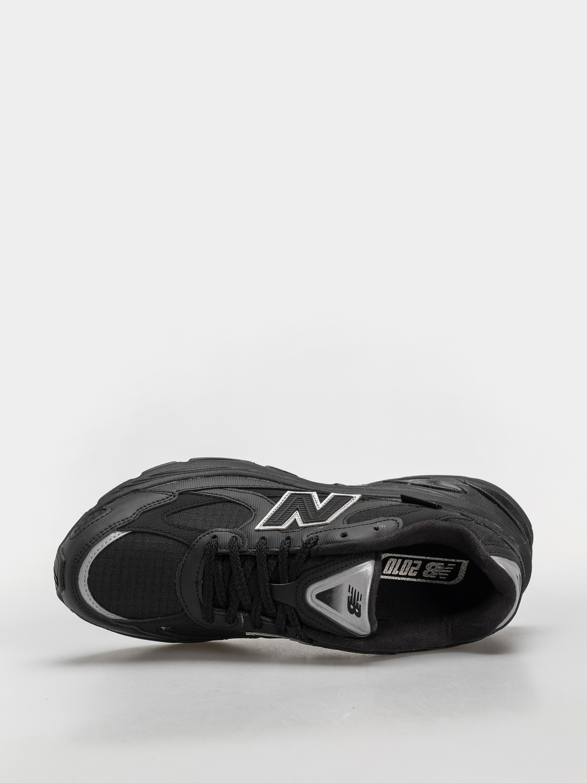 Обувки New Balance 2010 (black/black)