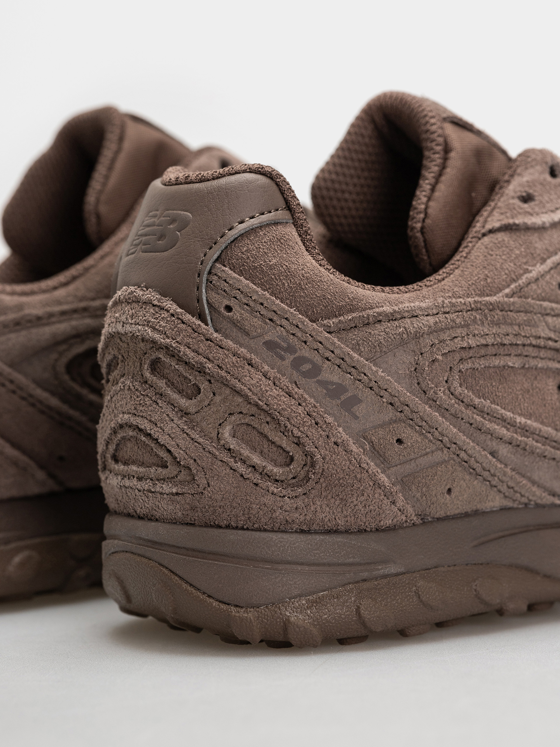Обувки New Balance 204L (cortado/cortado)
