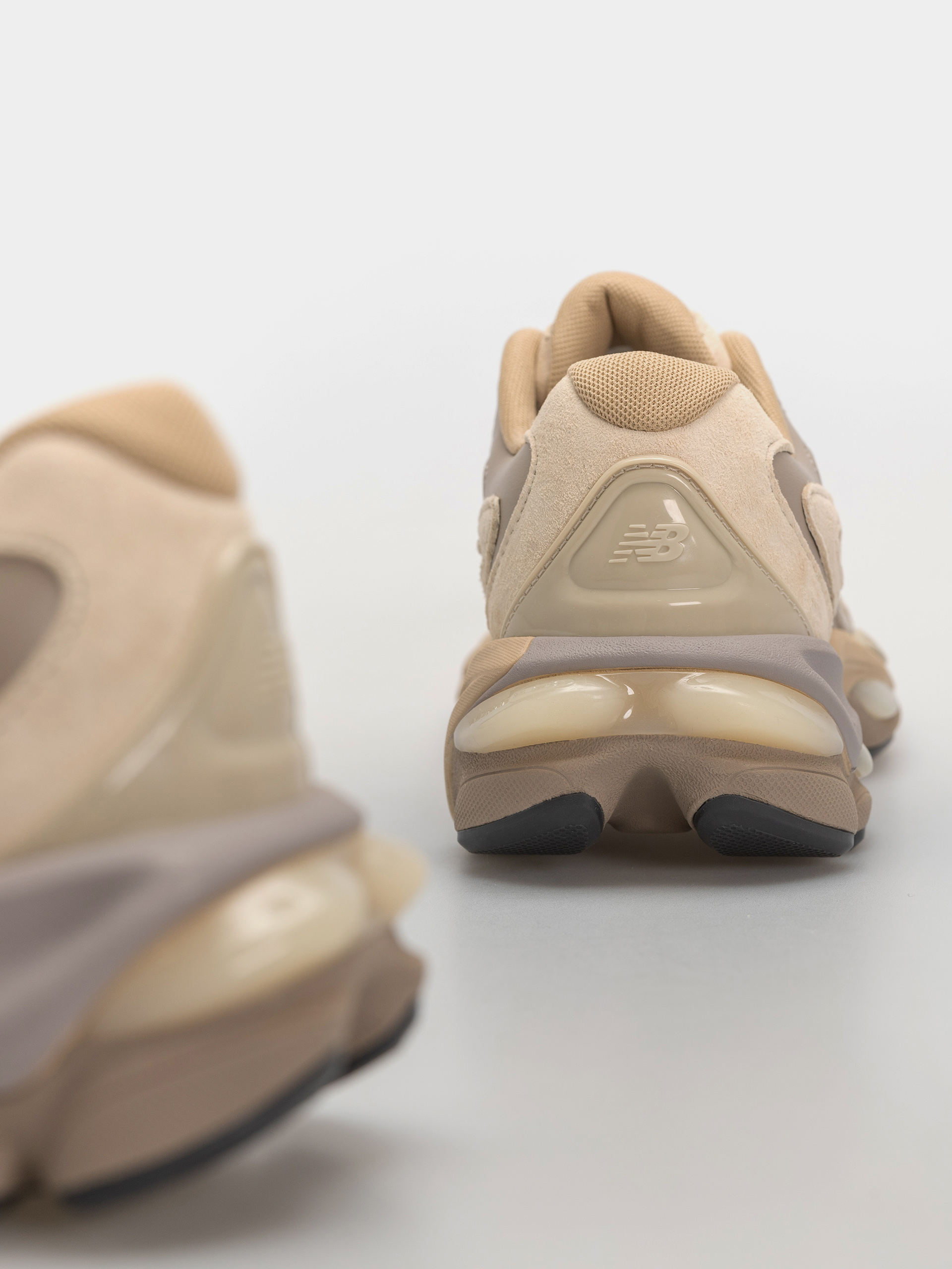 Обувки New Balance 983 (sandstone/driftwood)