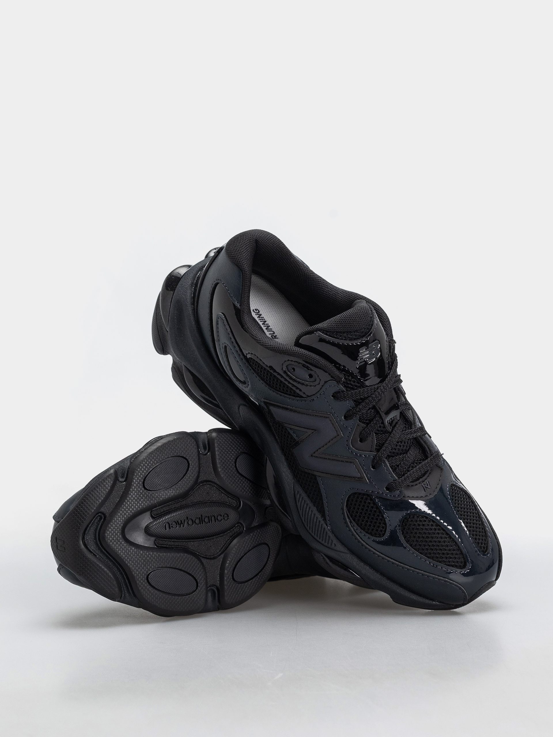 Обувки New Balance 983 (black/dark night)