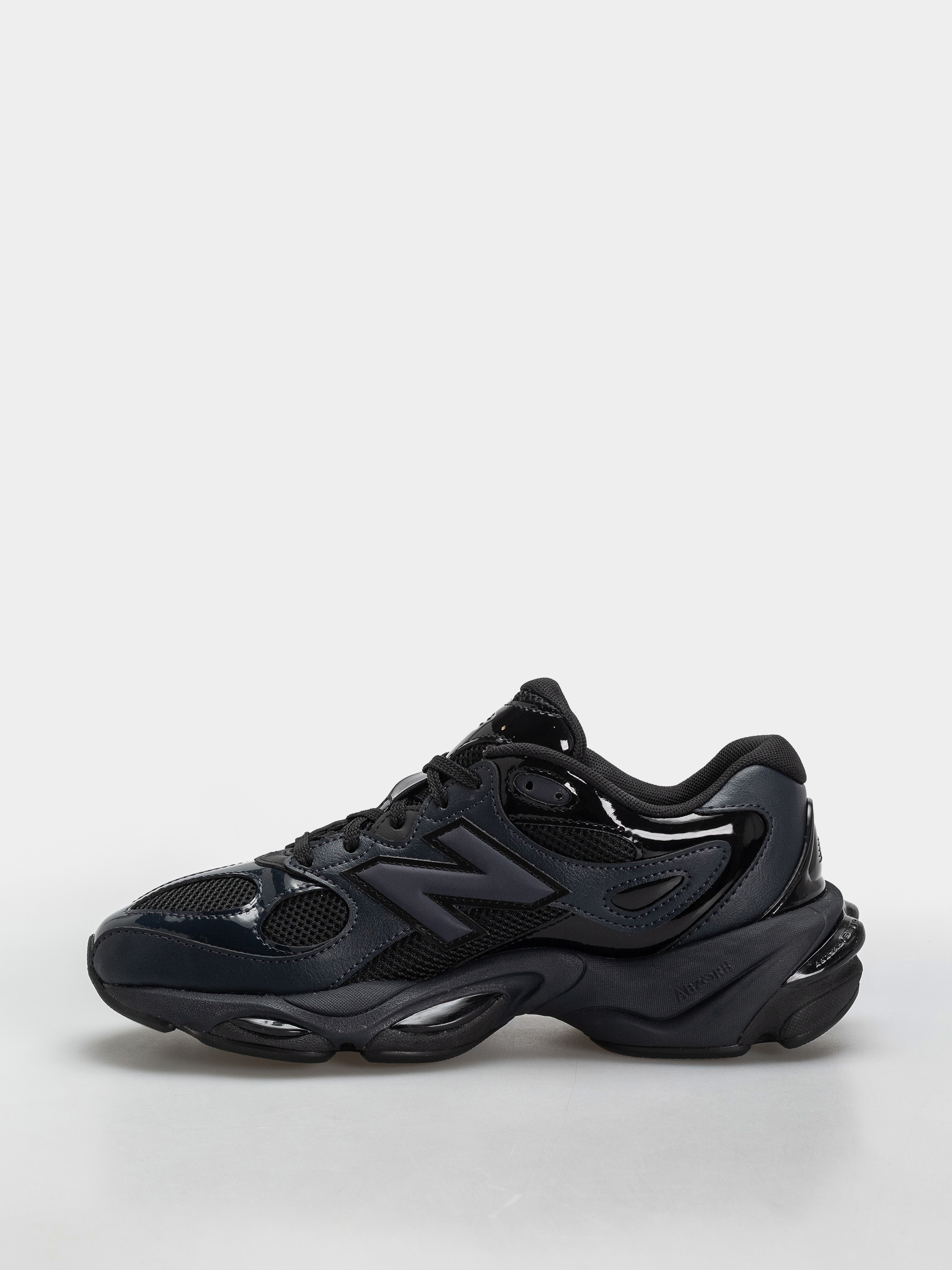 Обувки New Balance 983 (black/dark night)