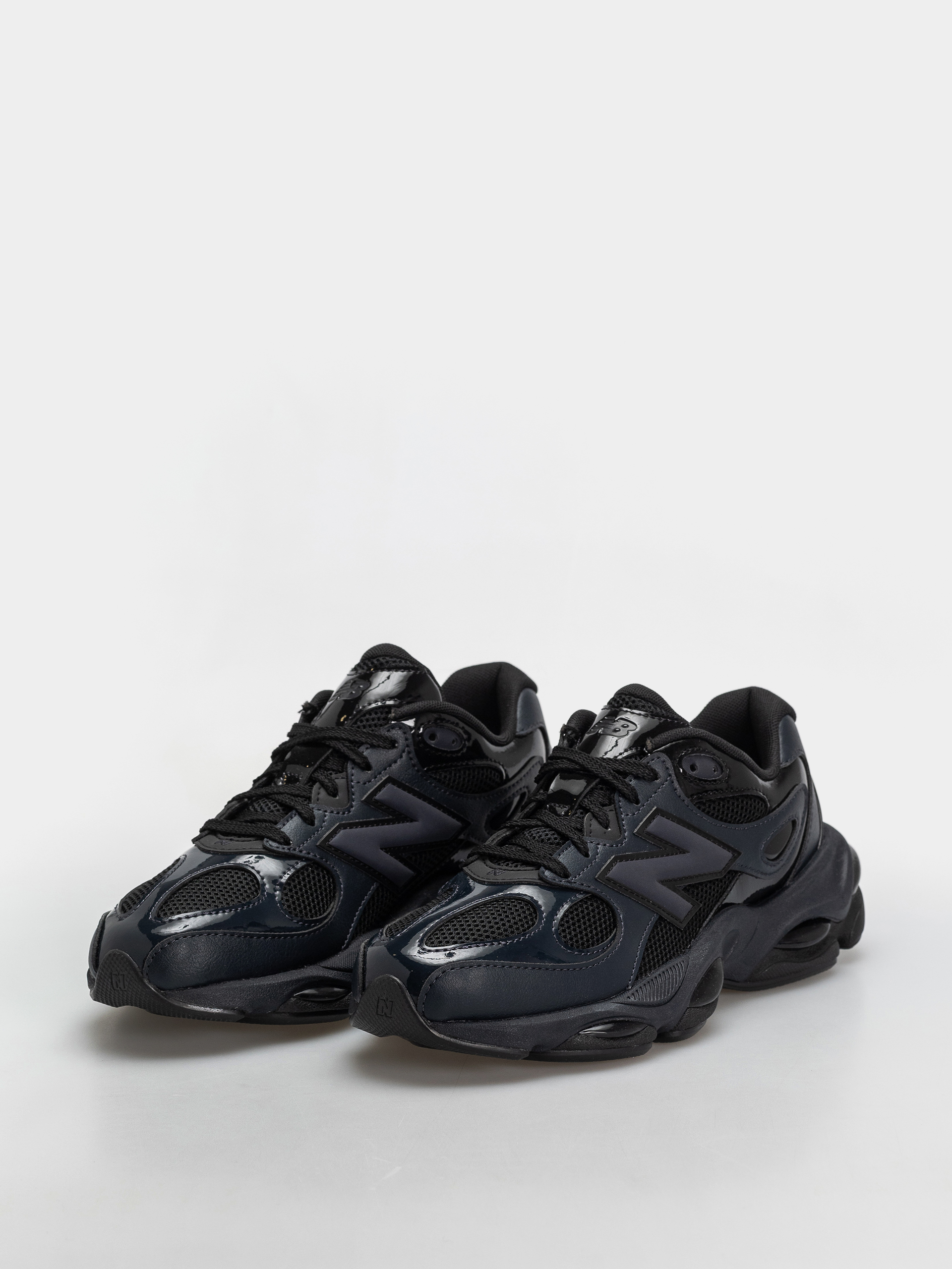 Обувки New Balance 983 (black/dark night)
